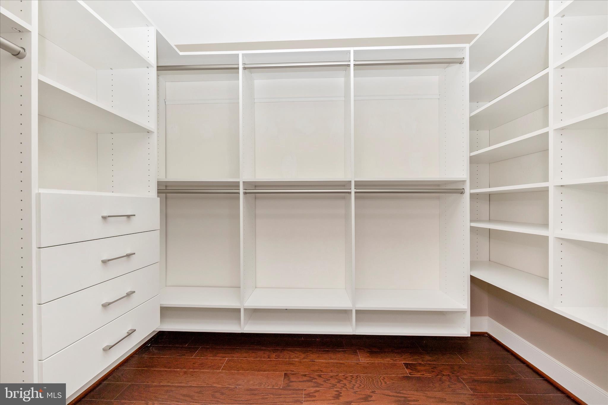 TRAVILAH CREST - Residential