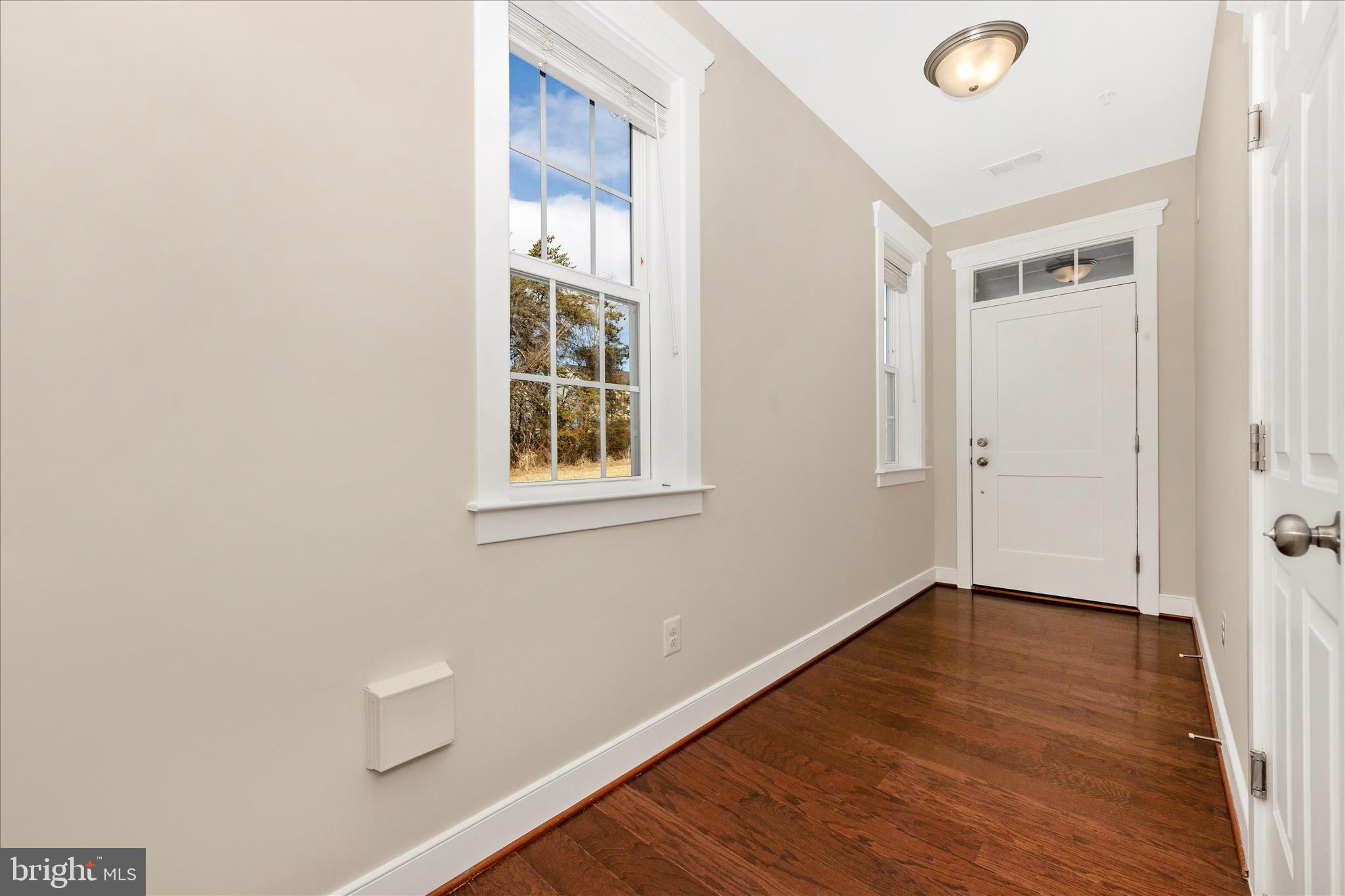 10211 TRAVILAH GROVE CIRCLE