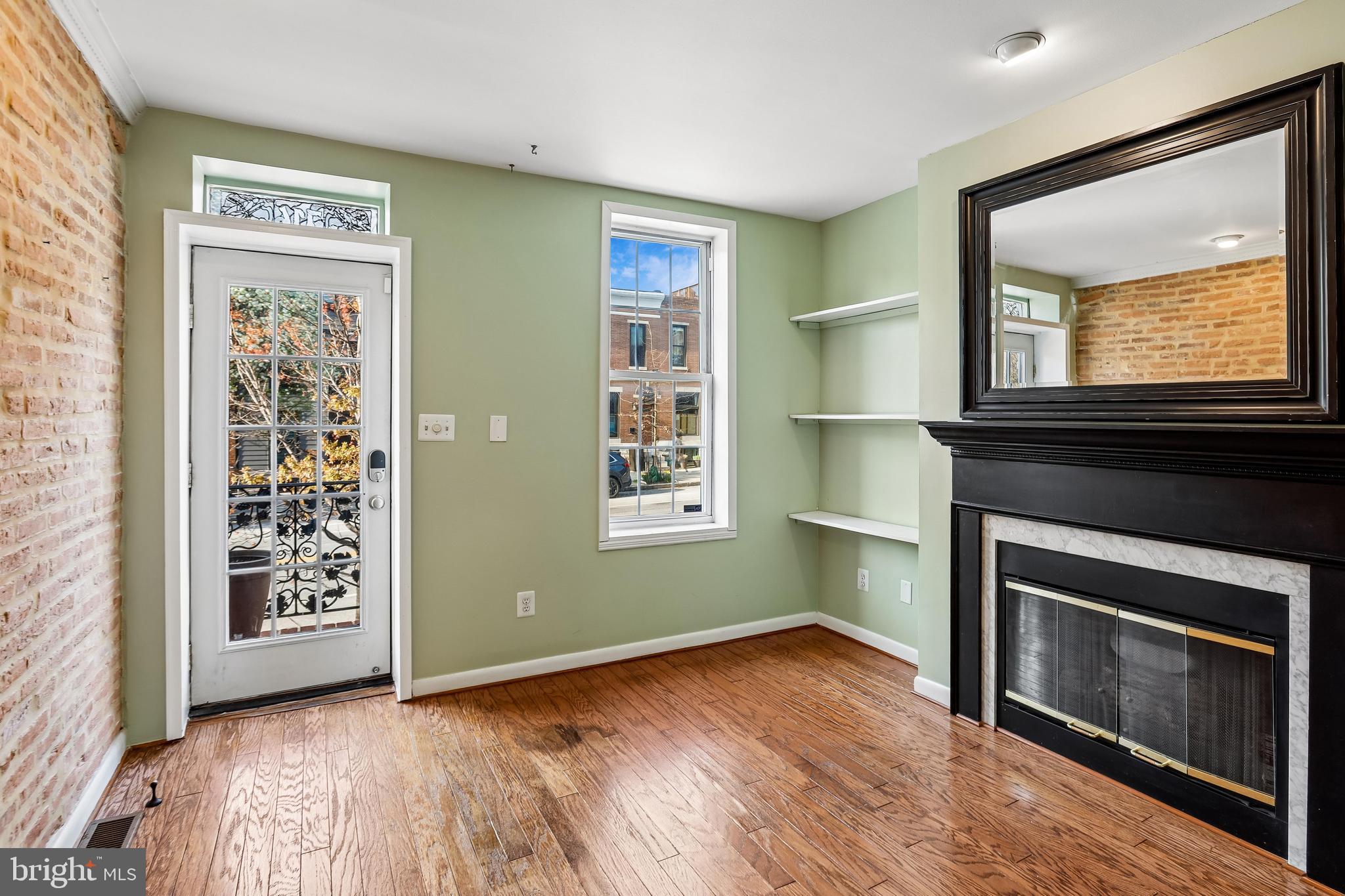 RIVERSIDE - Residential