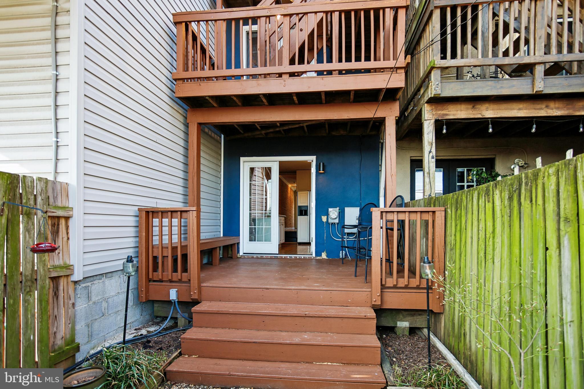 RIVERSIDE - Residential