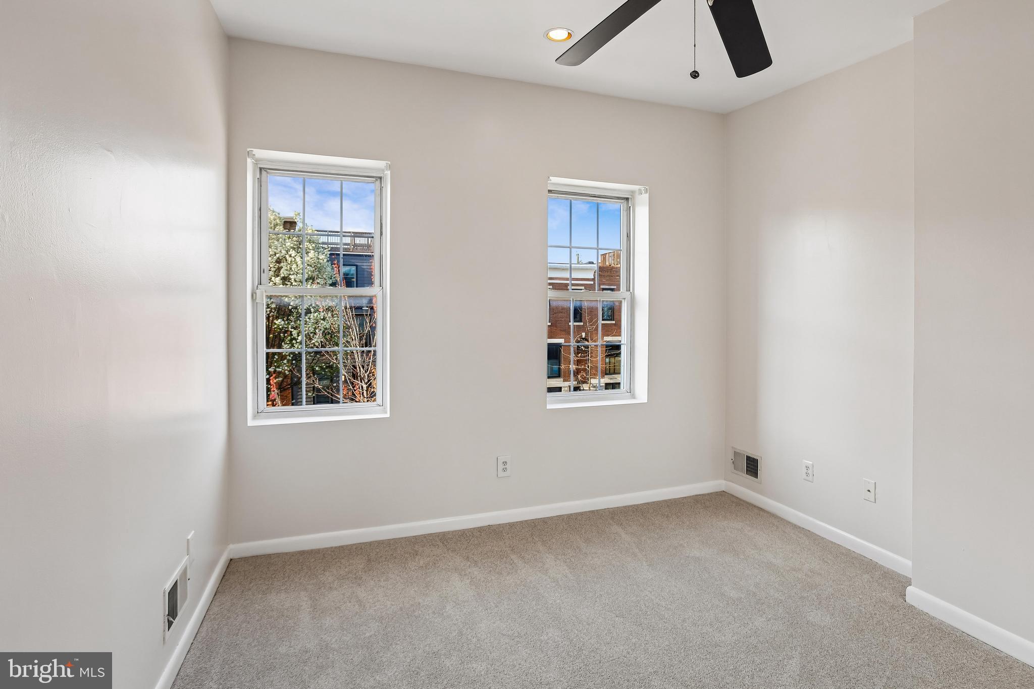 RIVERSIDE - Residential