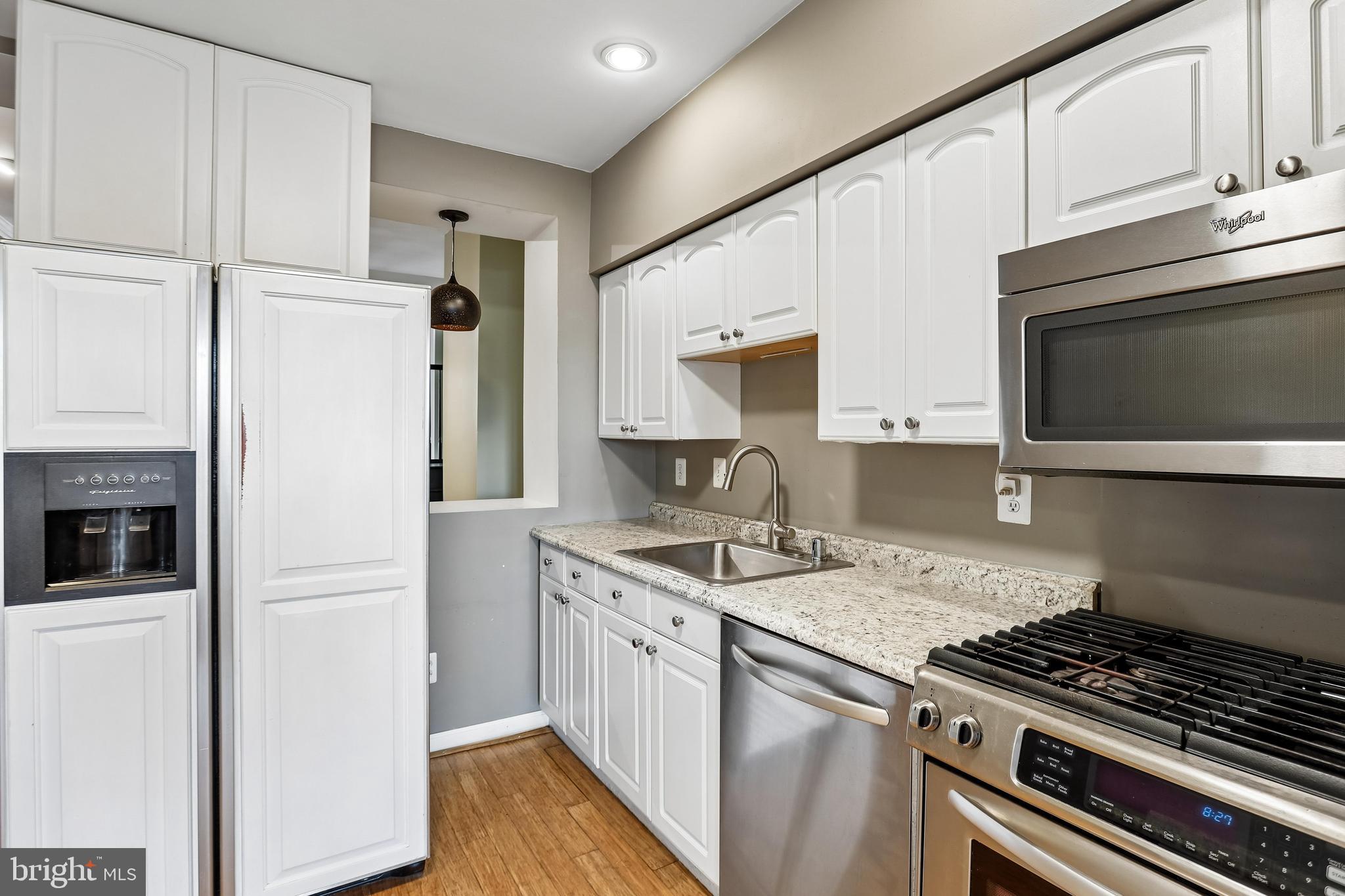 RIVERSIDE - Residential