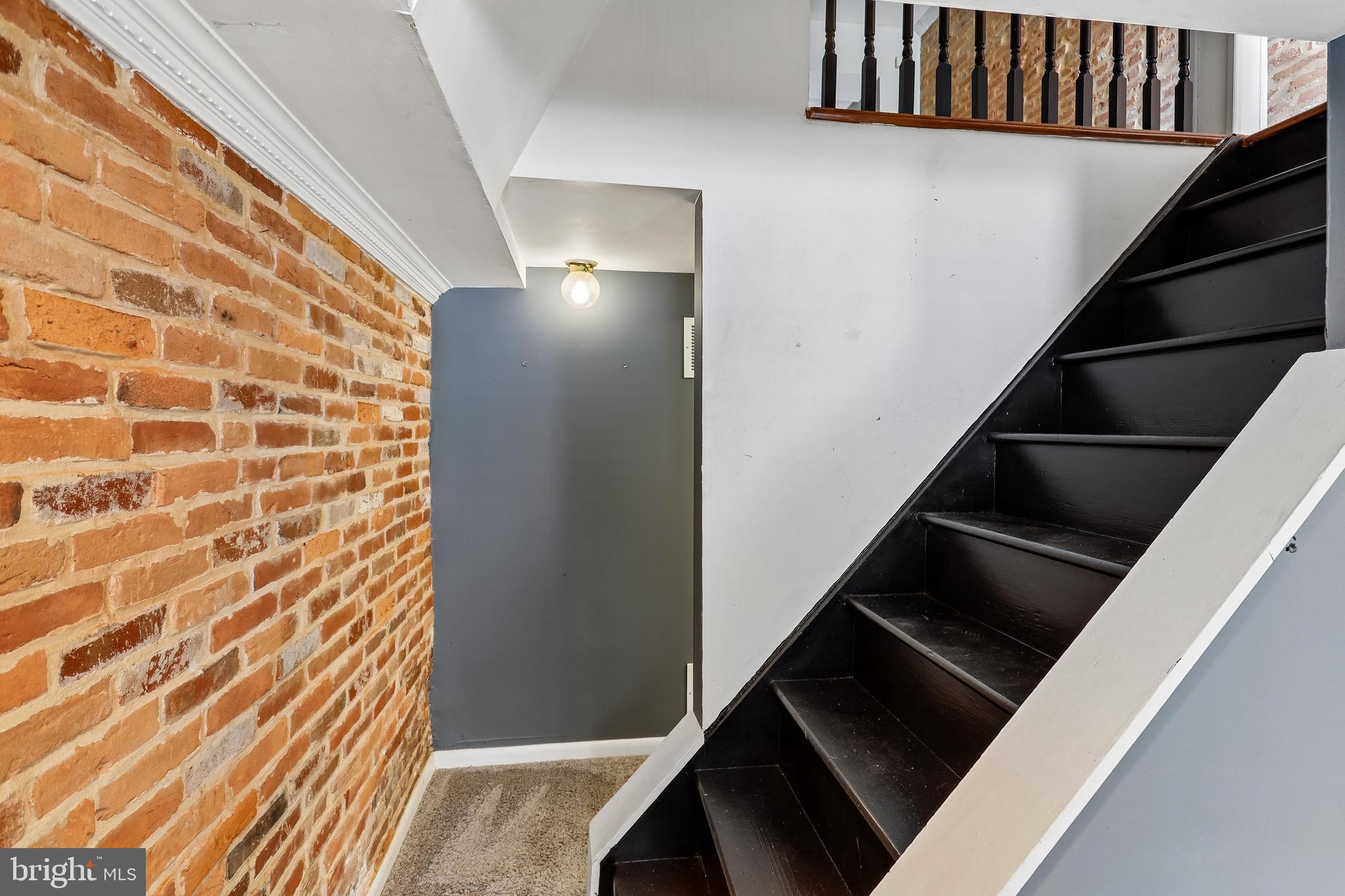 RIVERSIDE - Residential