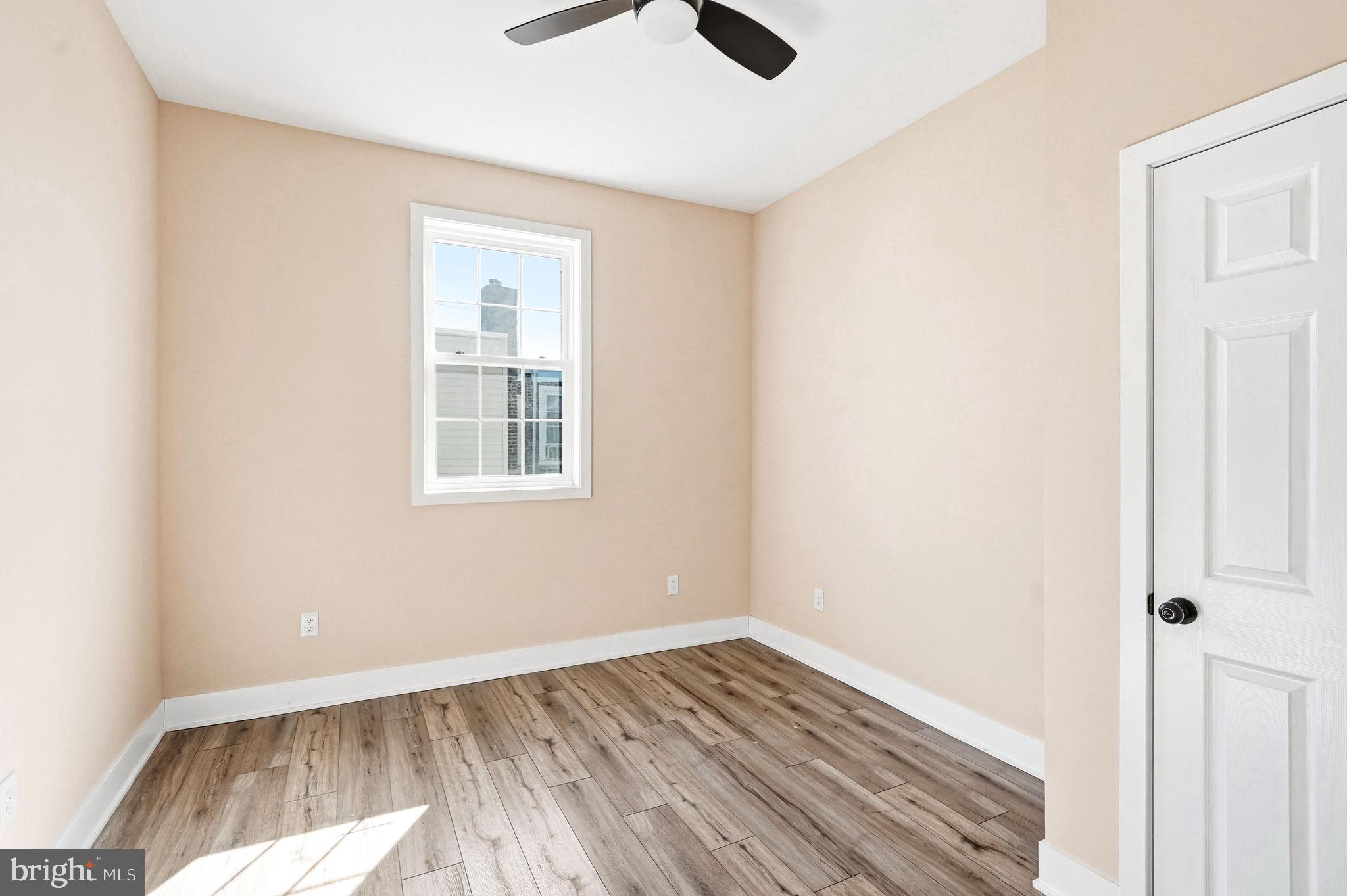 PORT RICHMOND - Residential