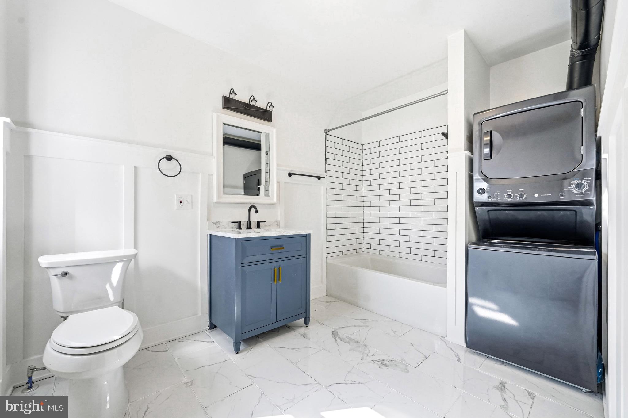 PORT RICHMOND - Residential