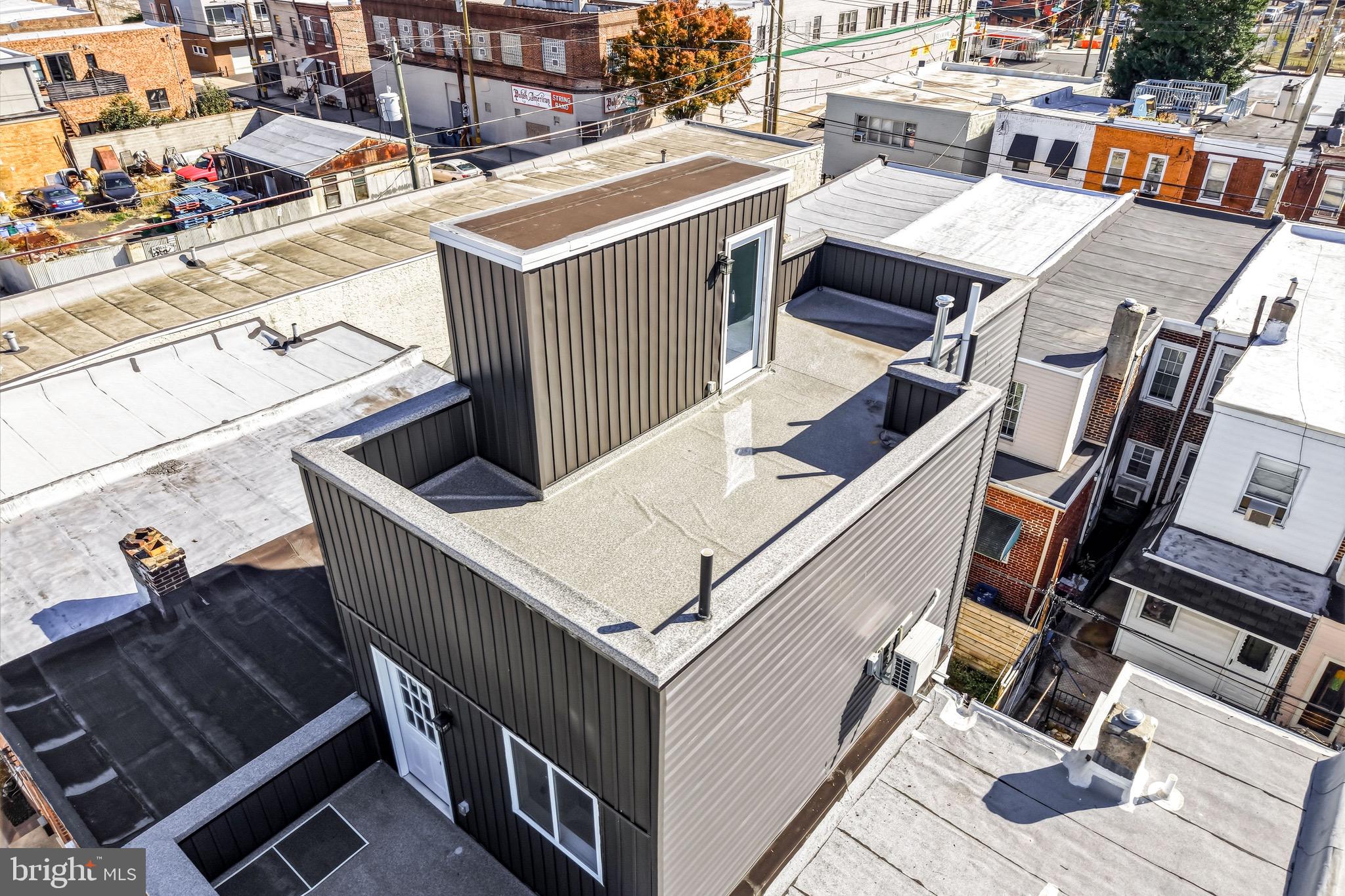 PORT RICHMOND - Residential