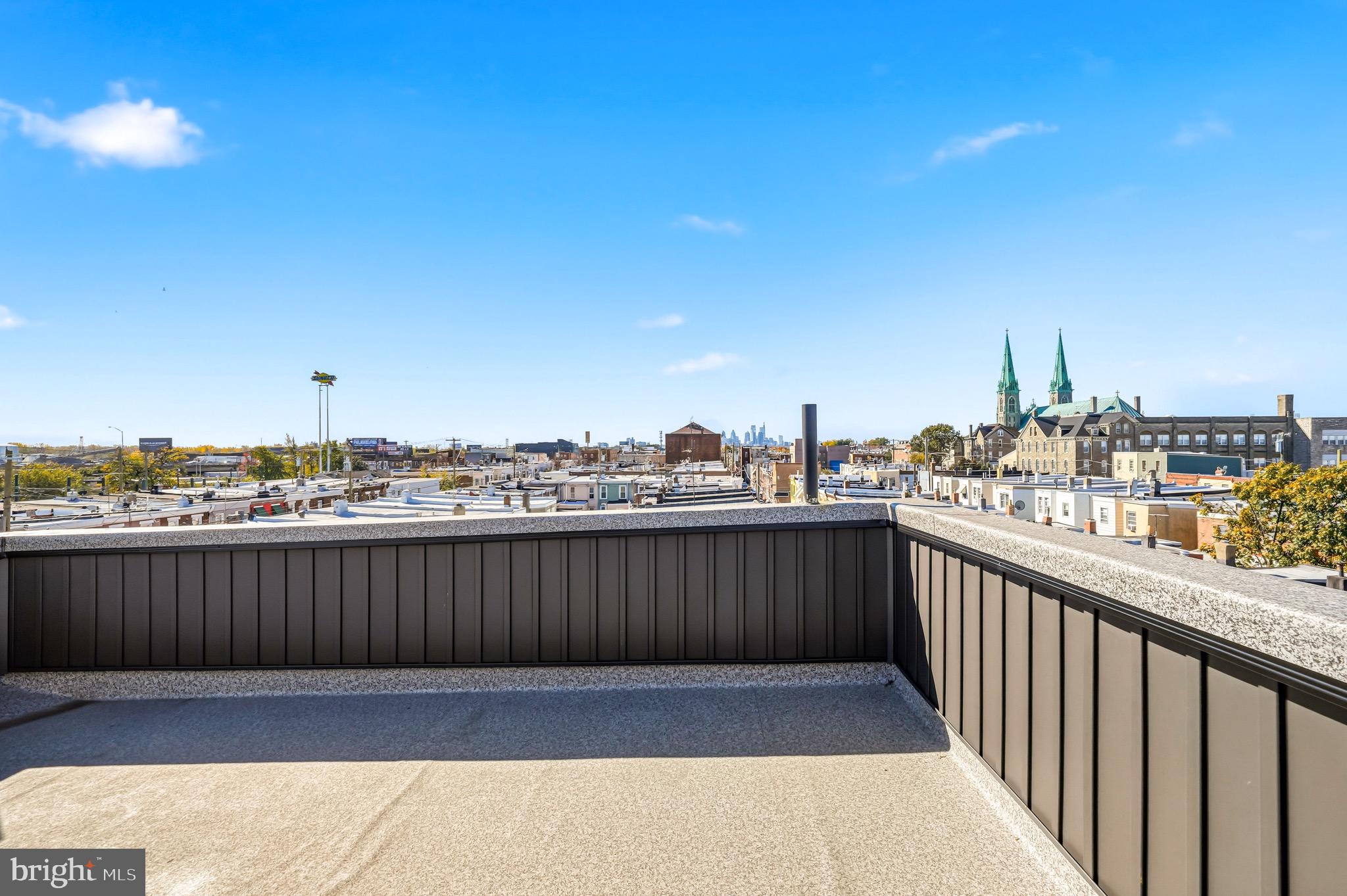 PORT RICHMOND - Residential