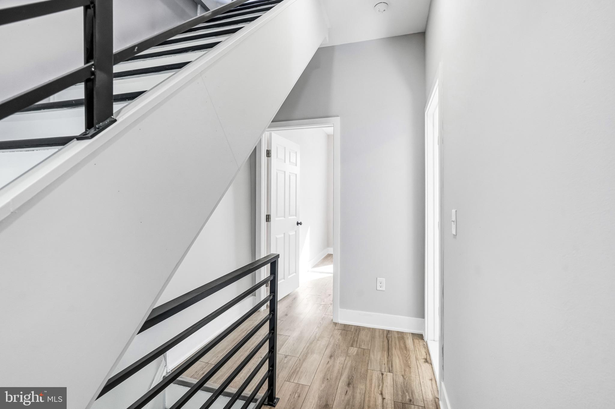 PORT RICHMOND - Residential