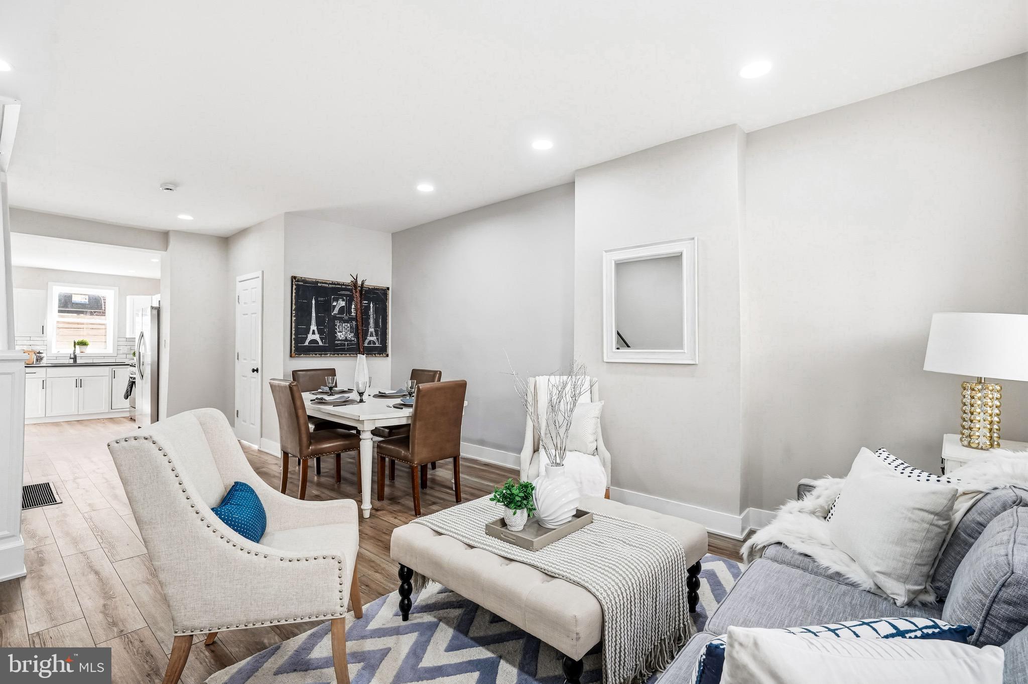 PORT RICHMOND - Residential