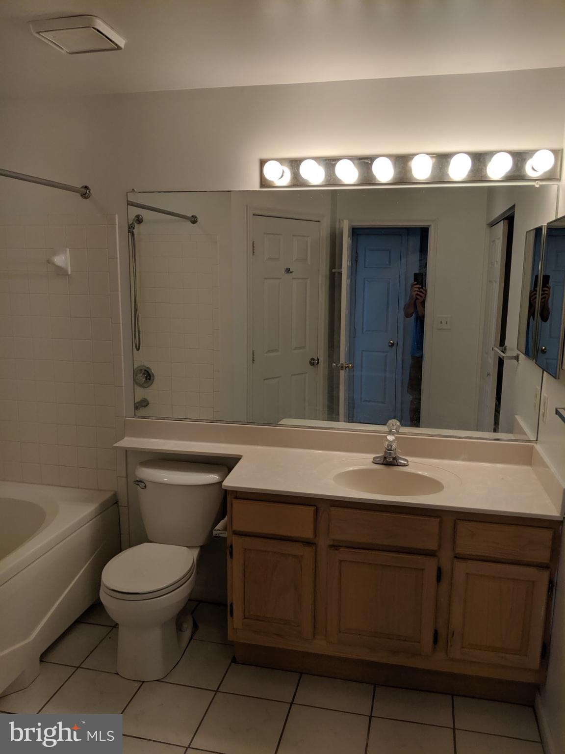 SILVERBROOK FARMS - Residential