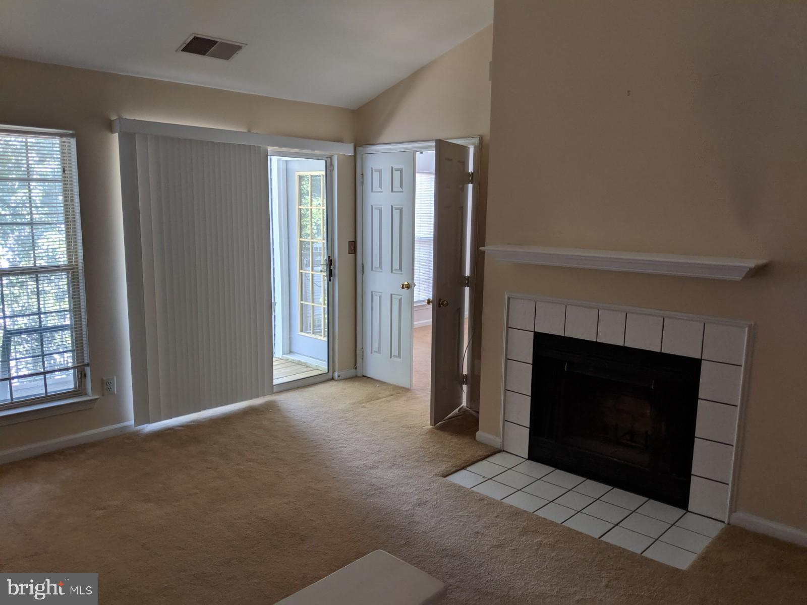 SILVERBROOK FARMS - Residential