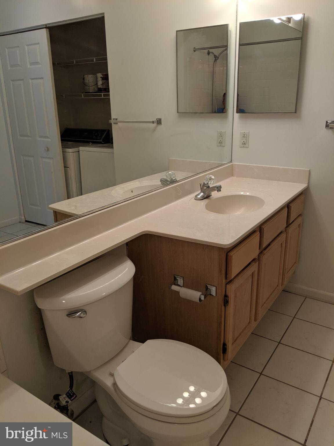 SILVERBROOK FARMS - Residential