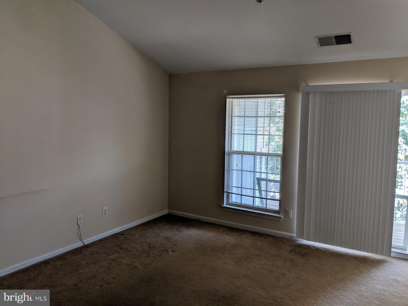 SILVERBROOK FARMS - Residential