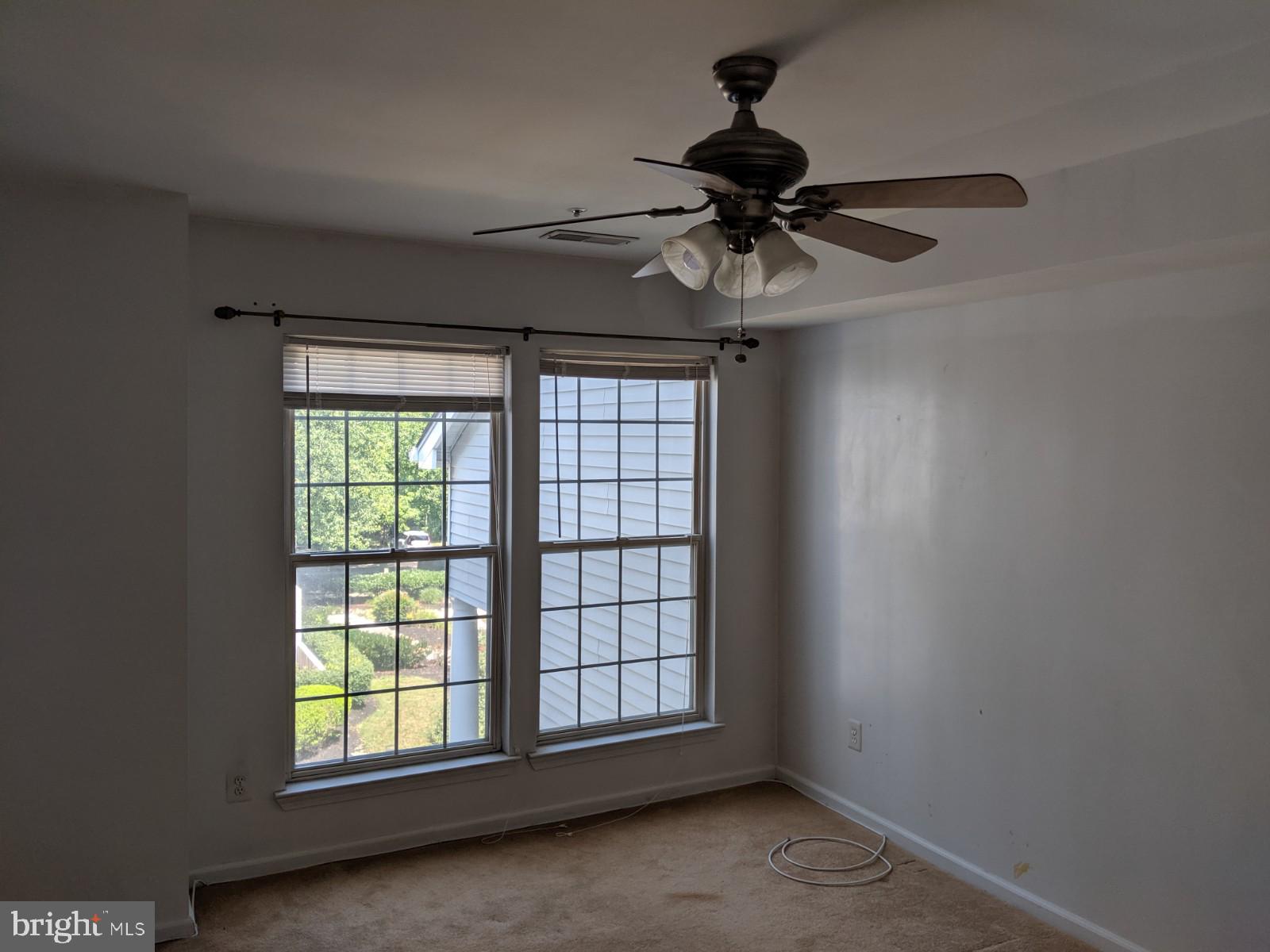 SILVERBROOK FARMS - Residential