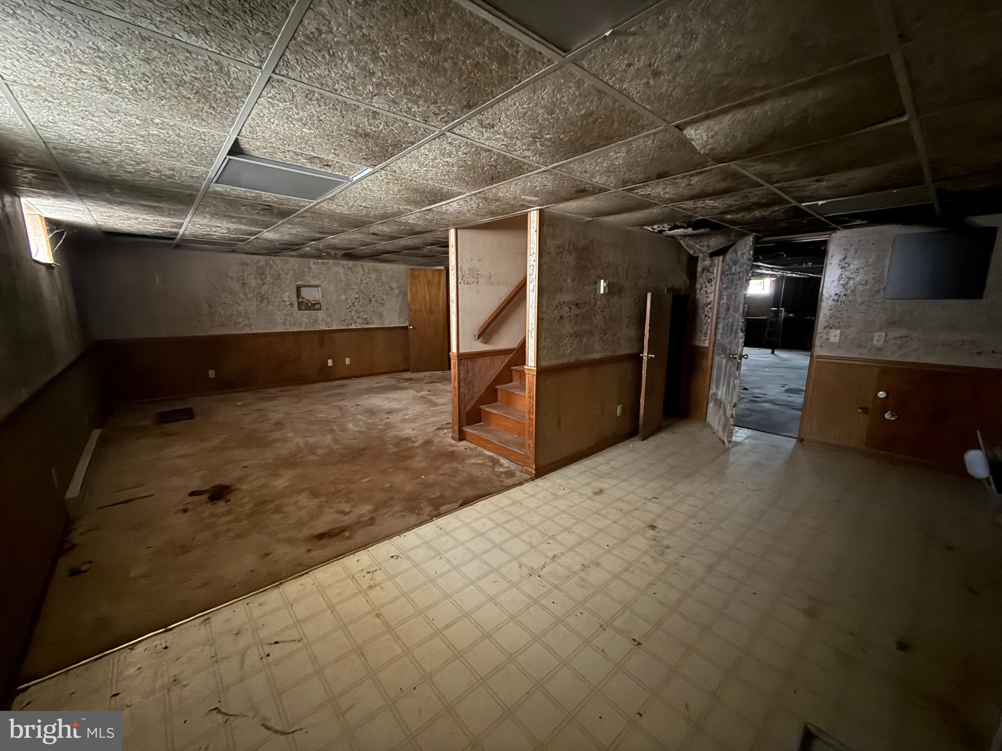 MEADOWBROOK - Residential