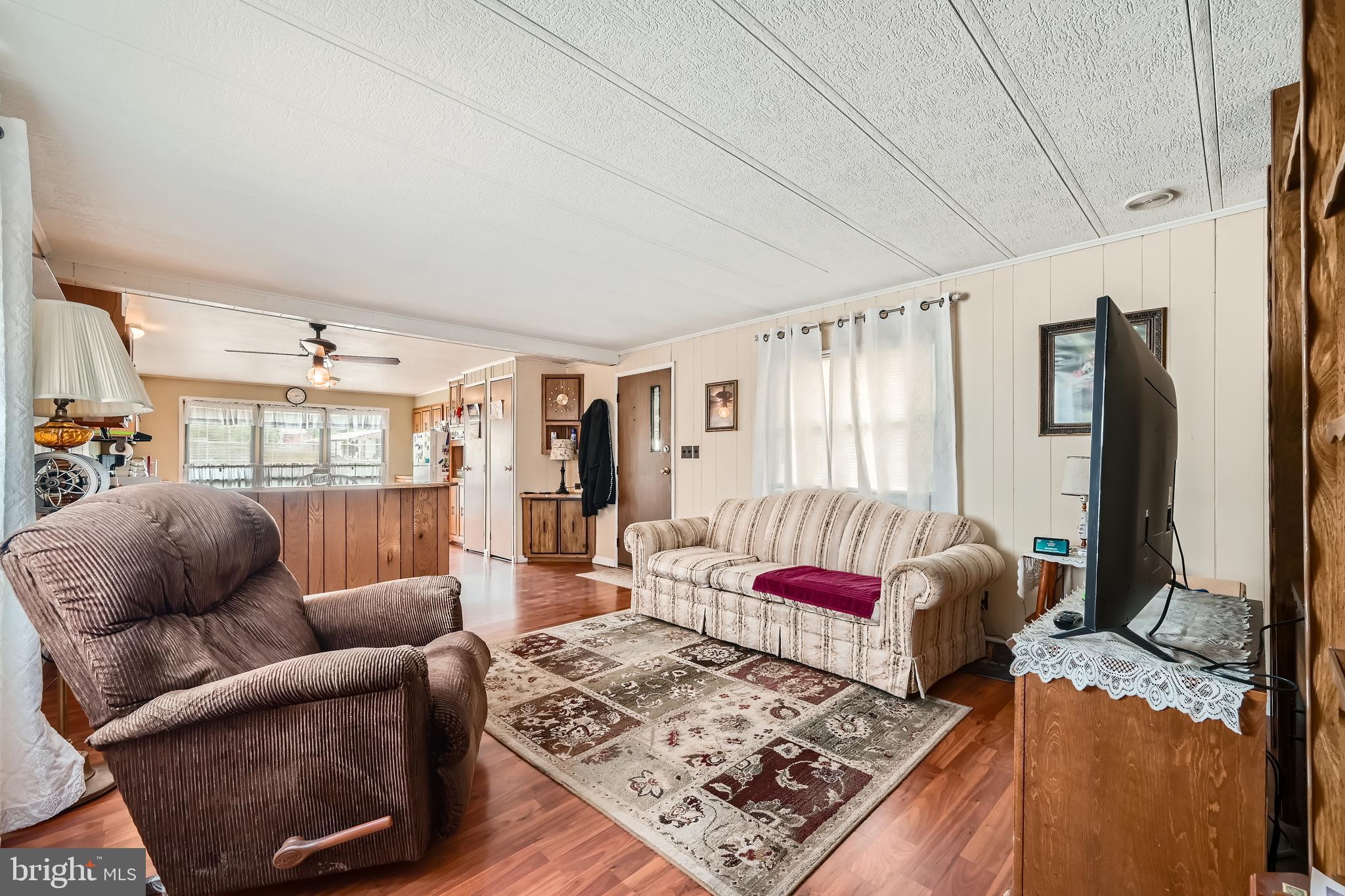 211 ROBWOOD ROAD