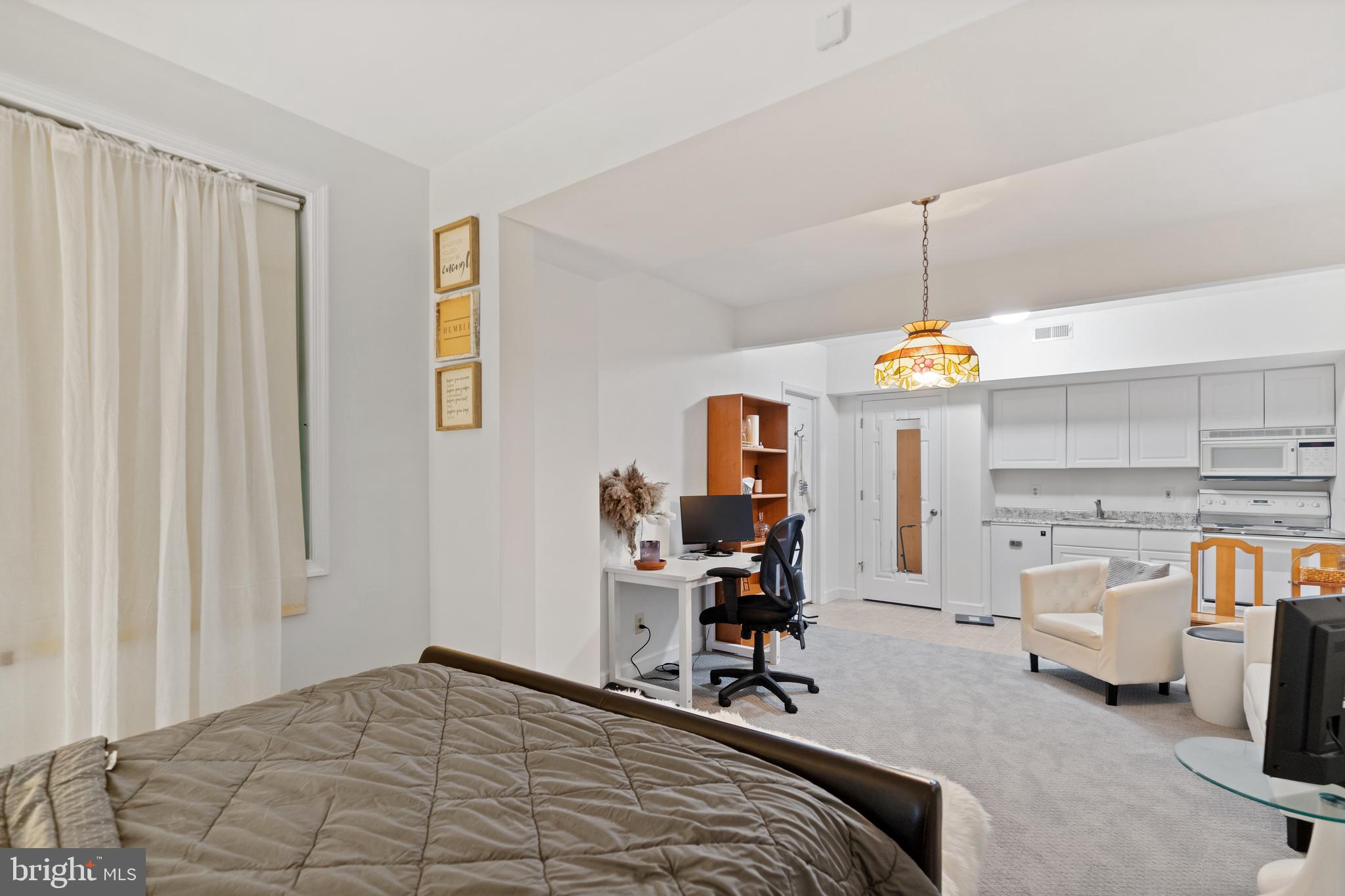 EATON PARK - Residential