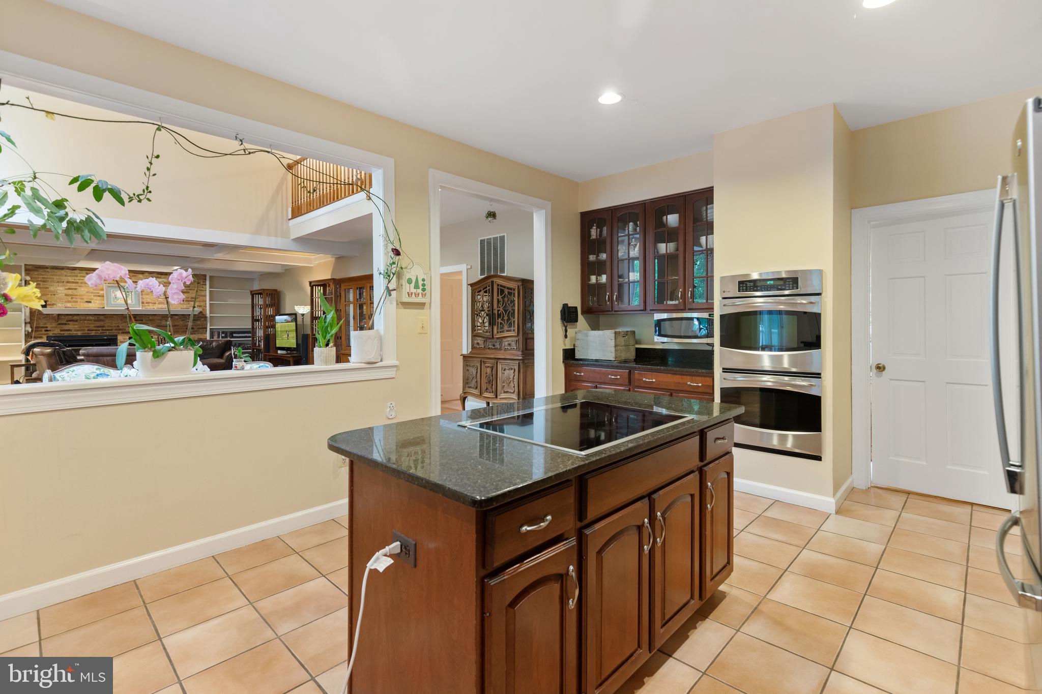 EATON PARK - Residential