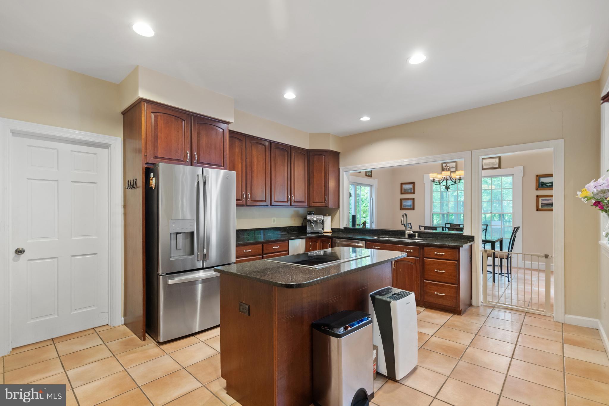 EATON PARK - Residential