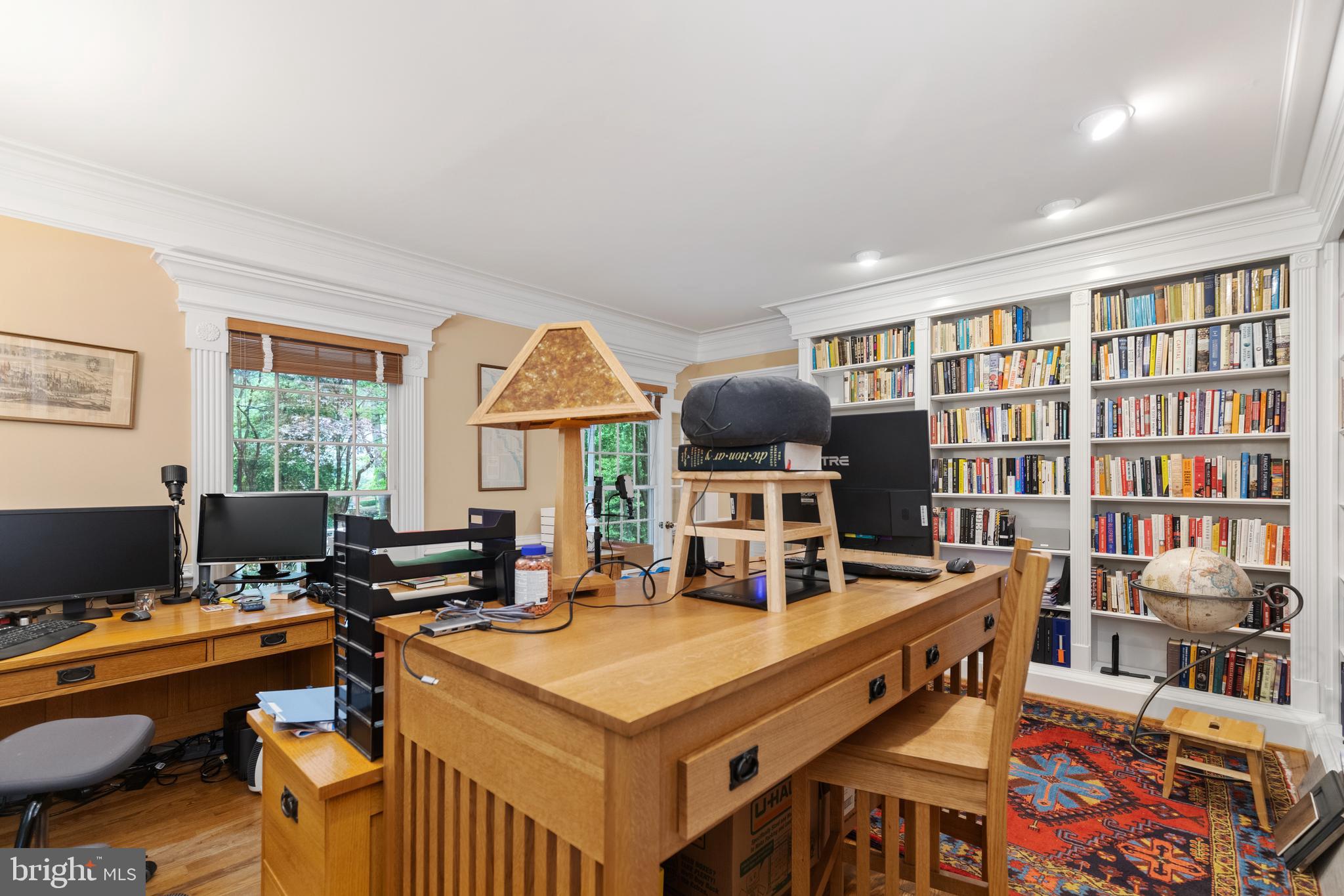 EATON PARK - Residential