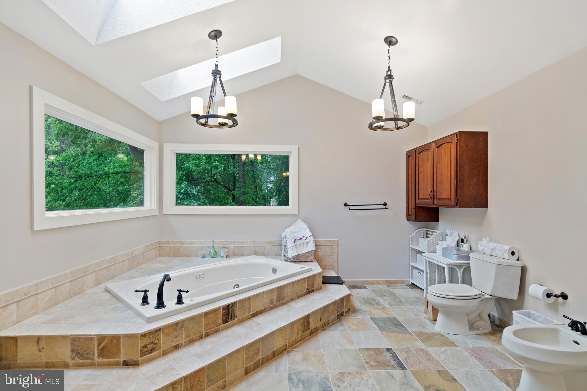 EATON PARK - Residential