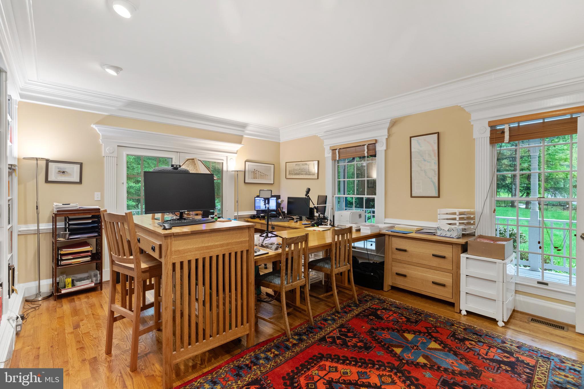 EATON PARK - Residential