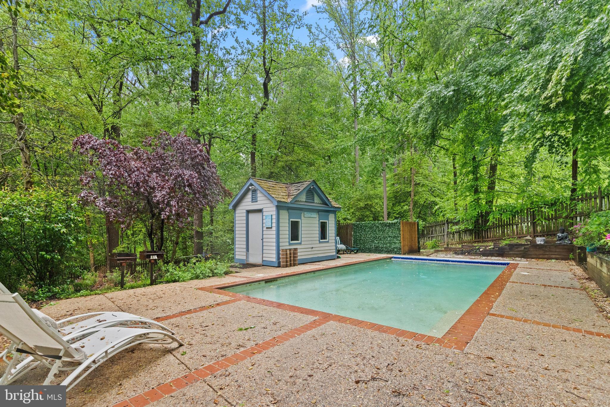 EATON PARK - Residential