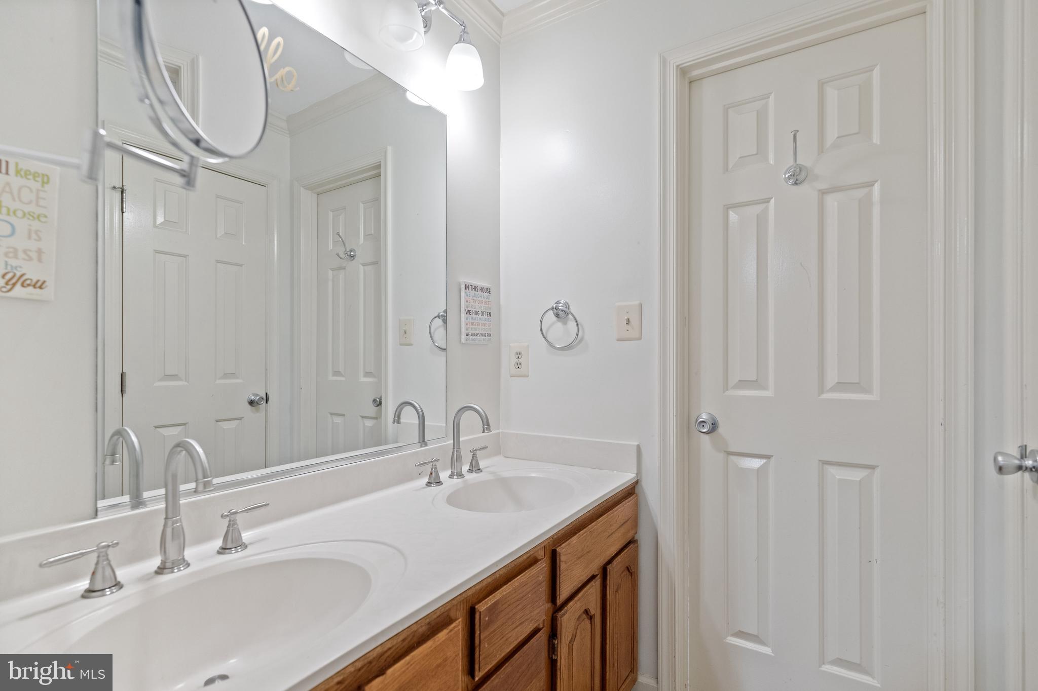 EATON PARK - Residential