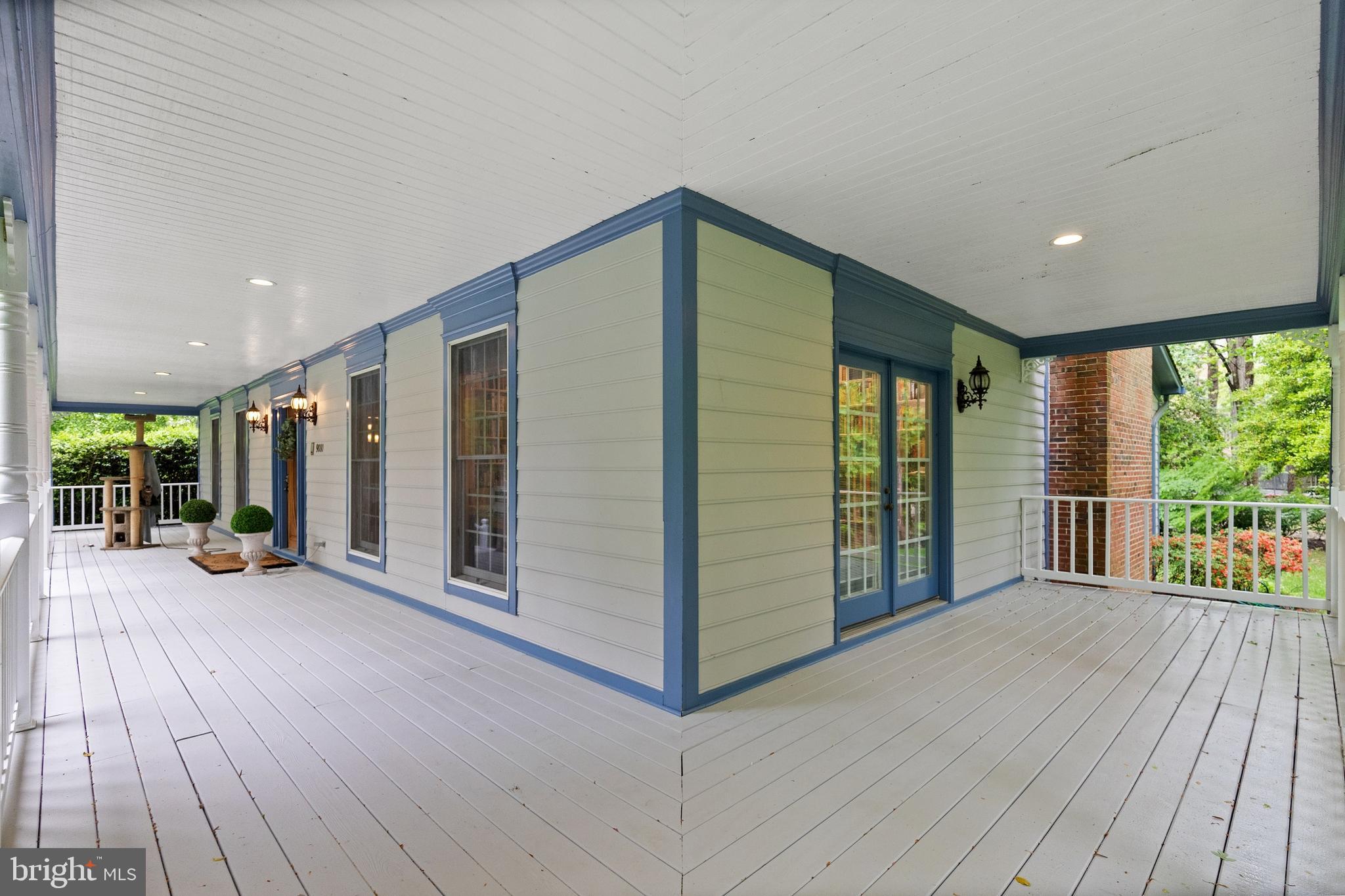 EATON PARK - Residential