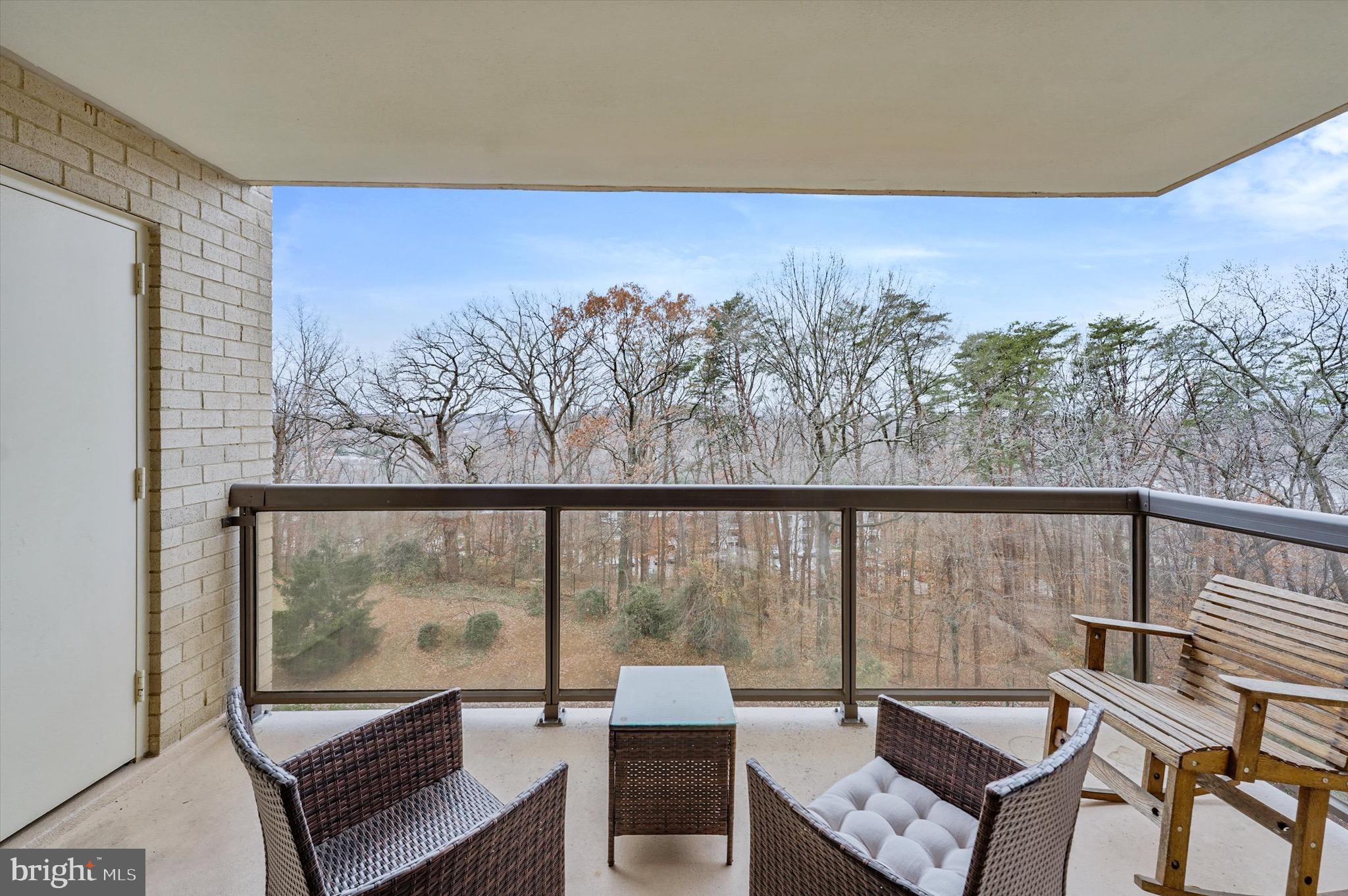 WATERGATE AT LANDMARK - Residential