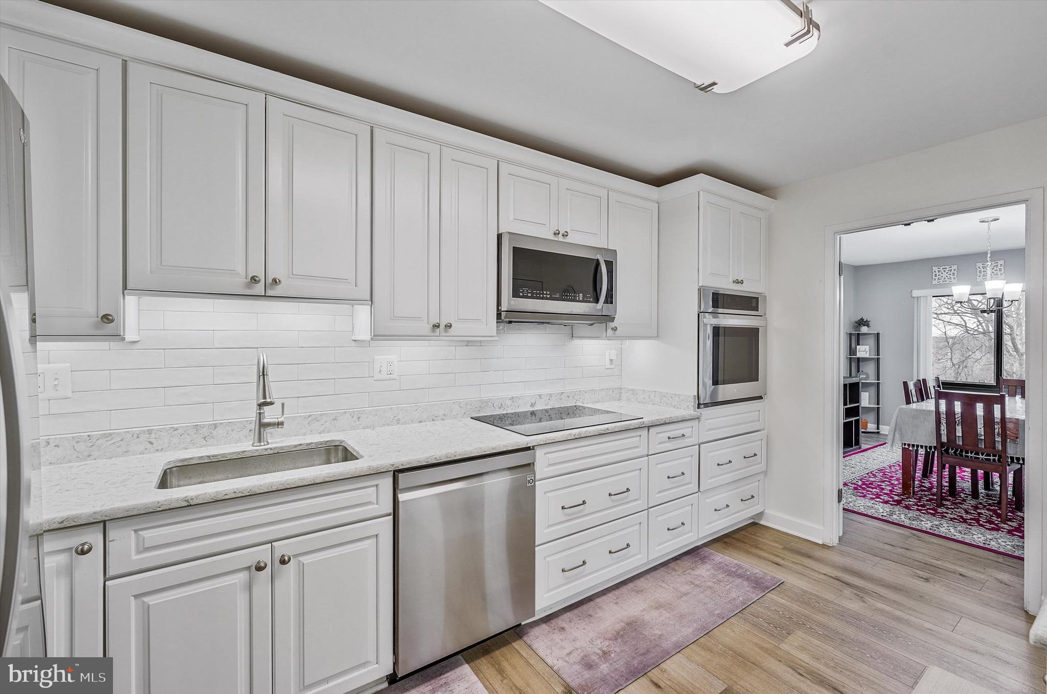 WATERGATE AT LANDMARK - Residential