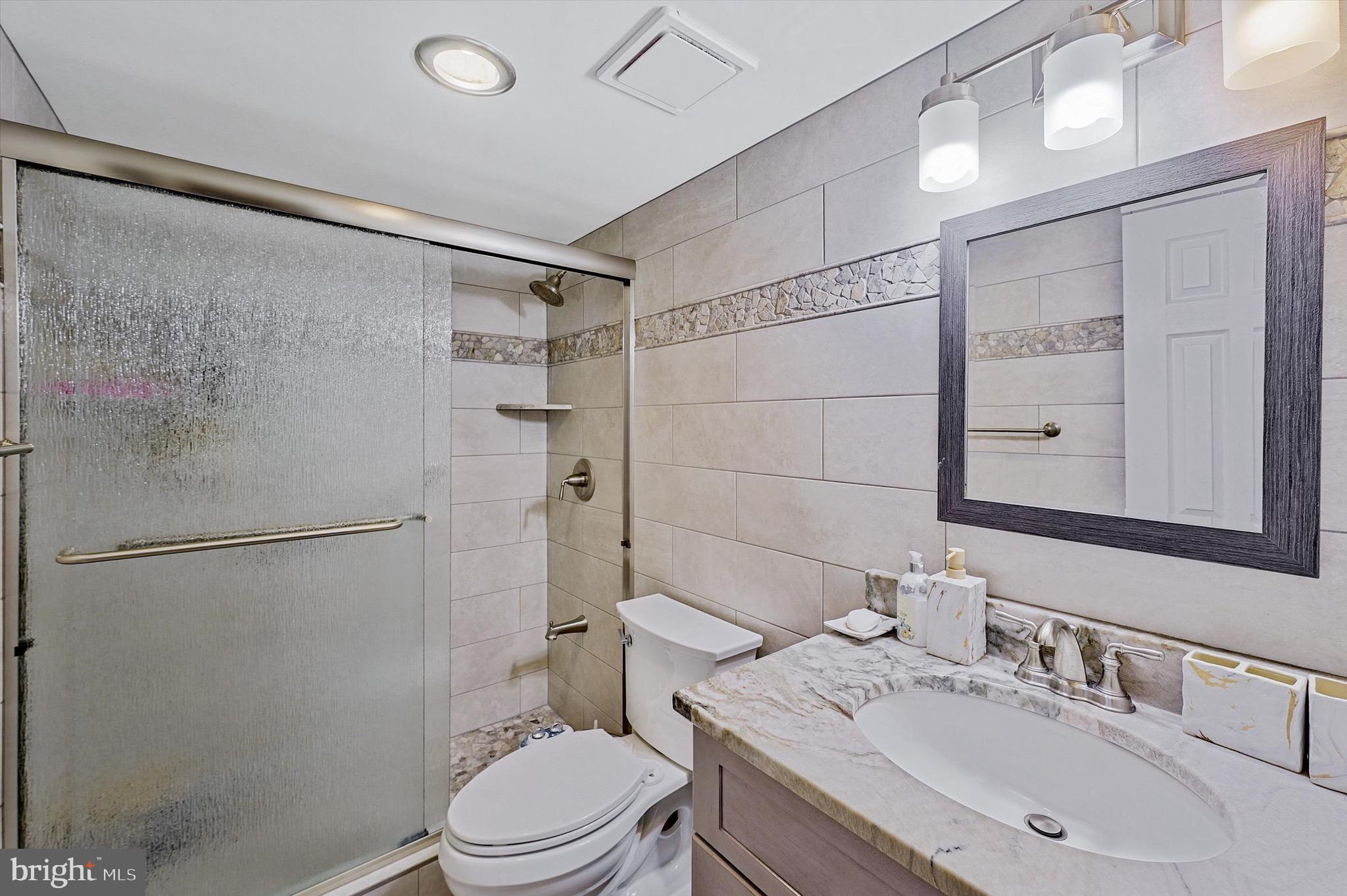 WATERGATE AT LANDMARK - Residential