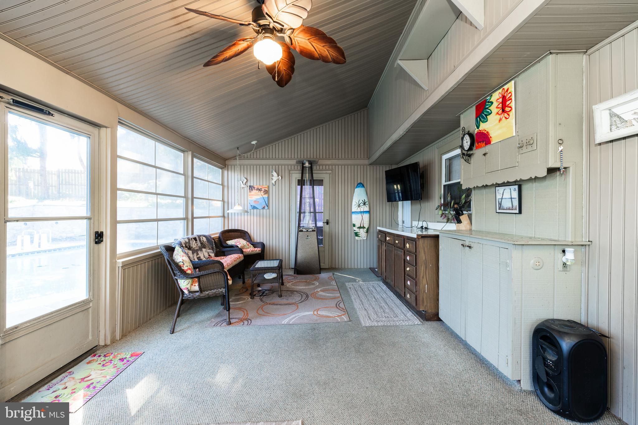 HIDDEN VALLEY - Residential