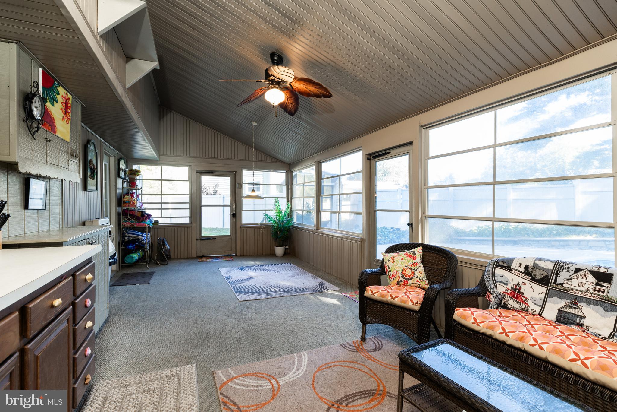 HIDDEN VALLEY - Residential