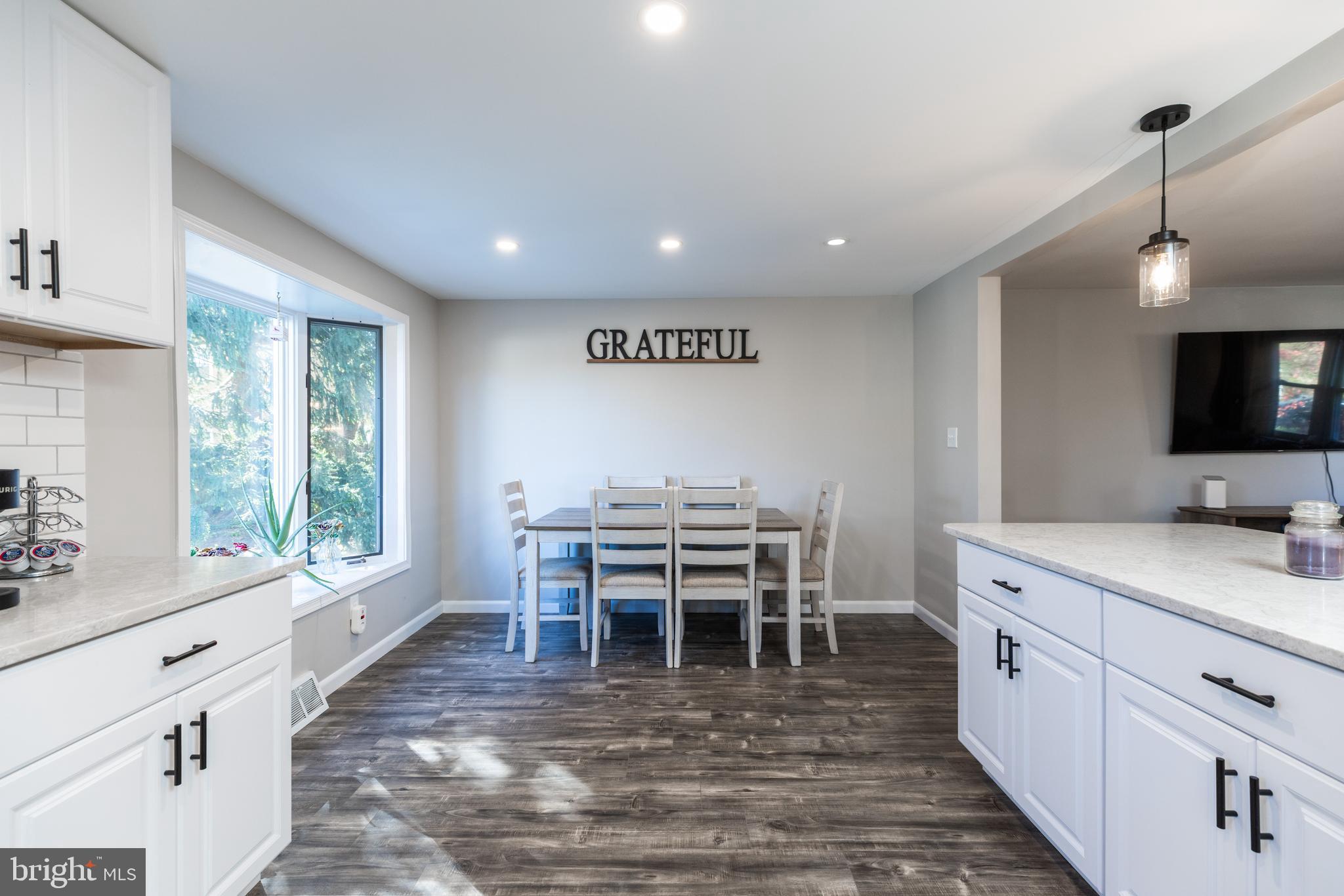 HIDDEN VALLEY - Residential