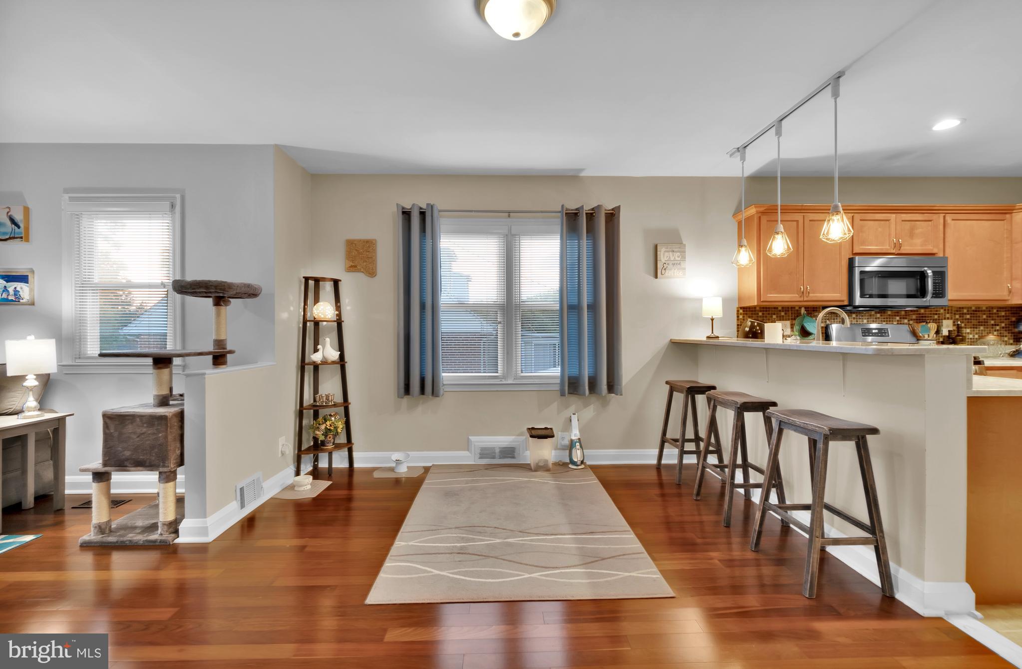 LAURAVILLE HISTORIC DISTRICT - Residential