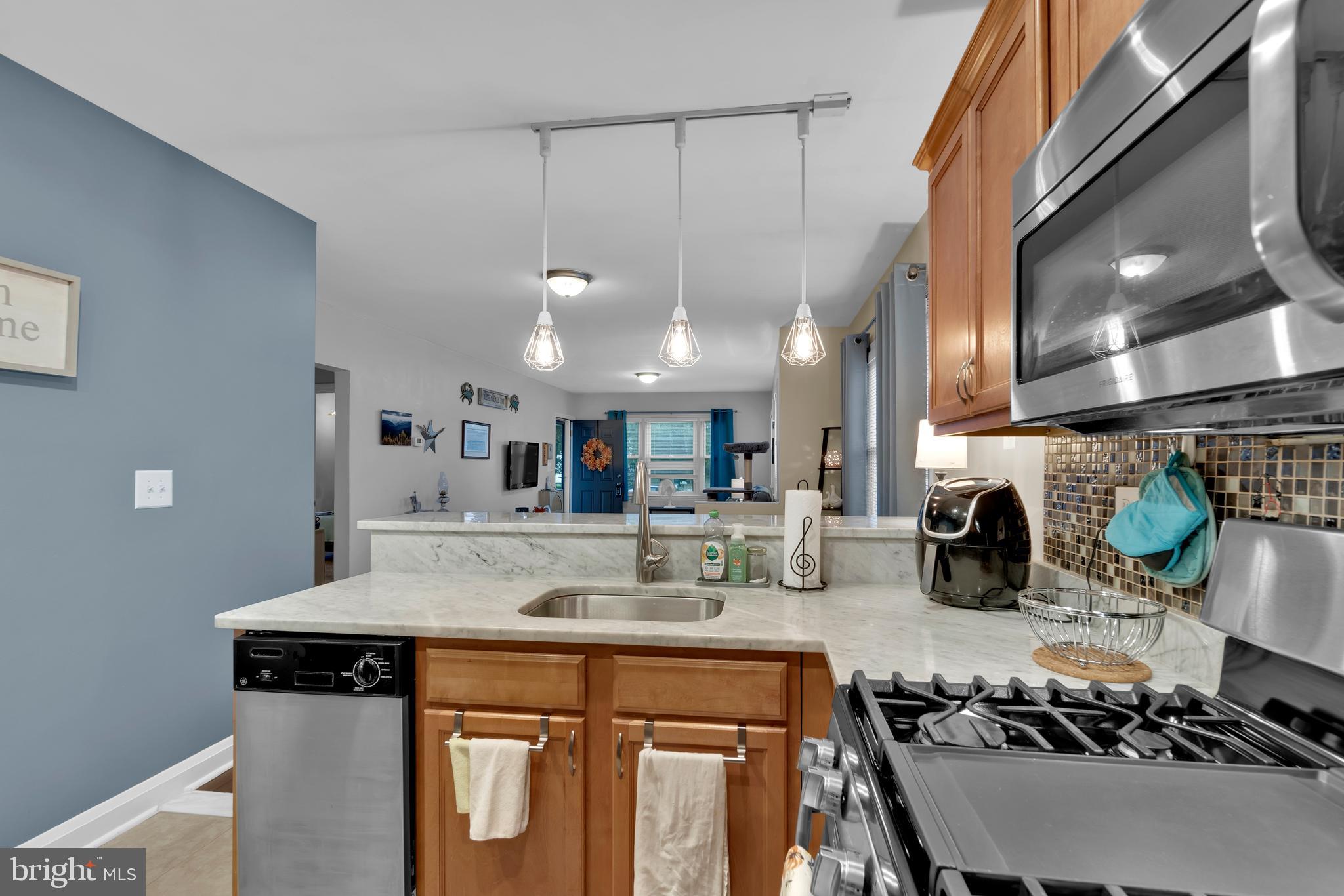 LAURAVILLE HISTORIC DISTRICT - Residential