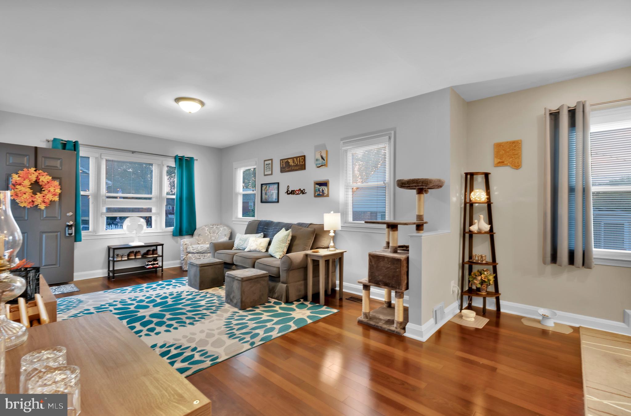 LAURAVILLE HISTORIC DISTRICT - Residential