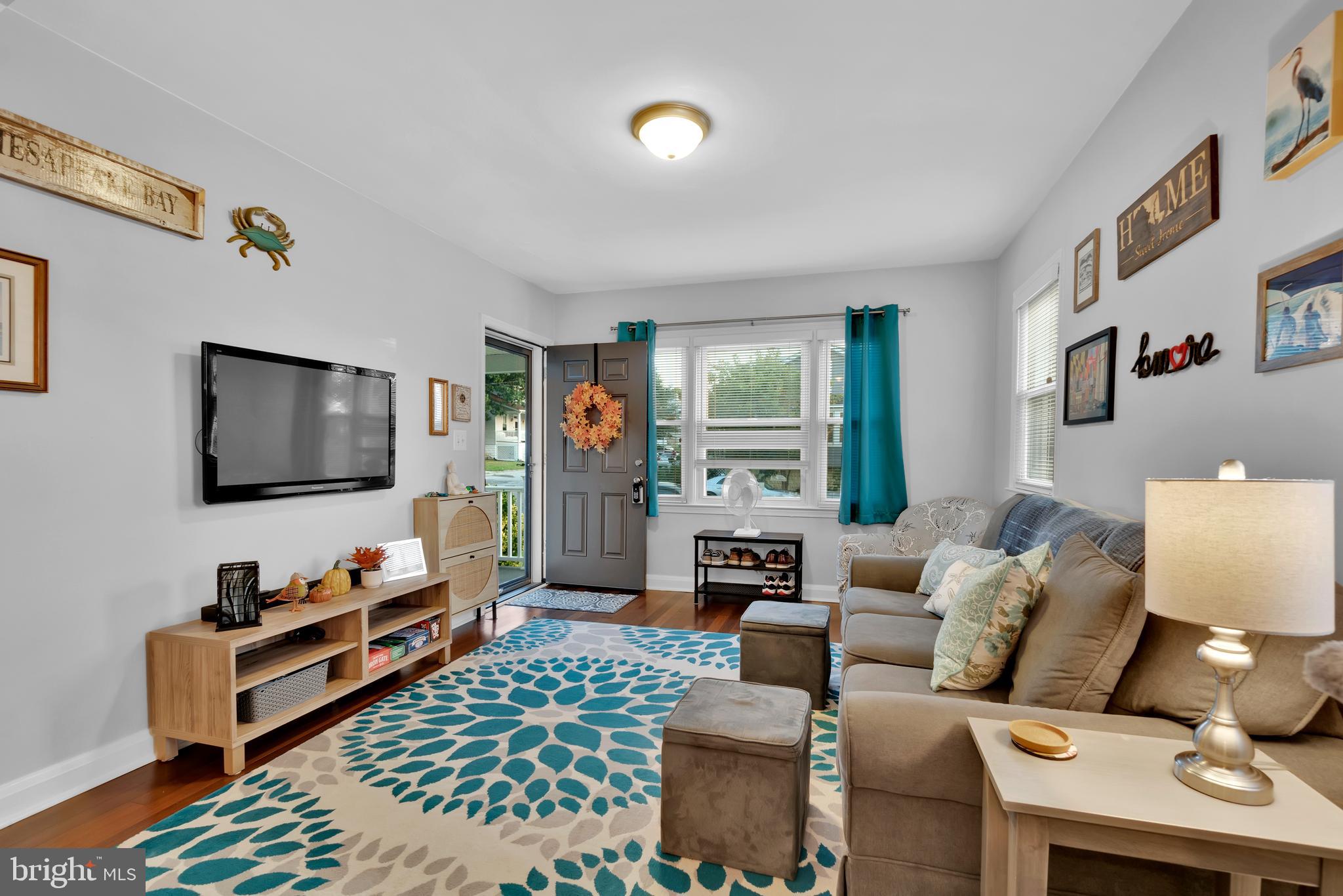 LAURAVILLE HISTORIC DISTRICT - Residential