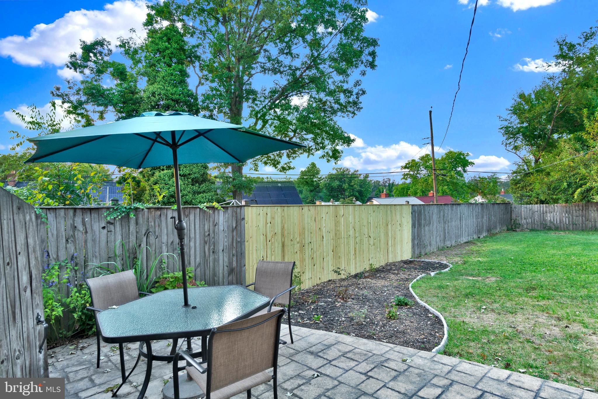 LAURAVILLE HISTORIC DISTRICT - Residential