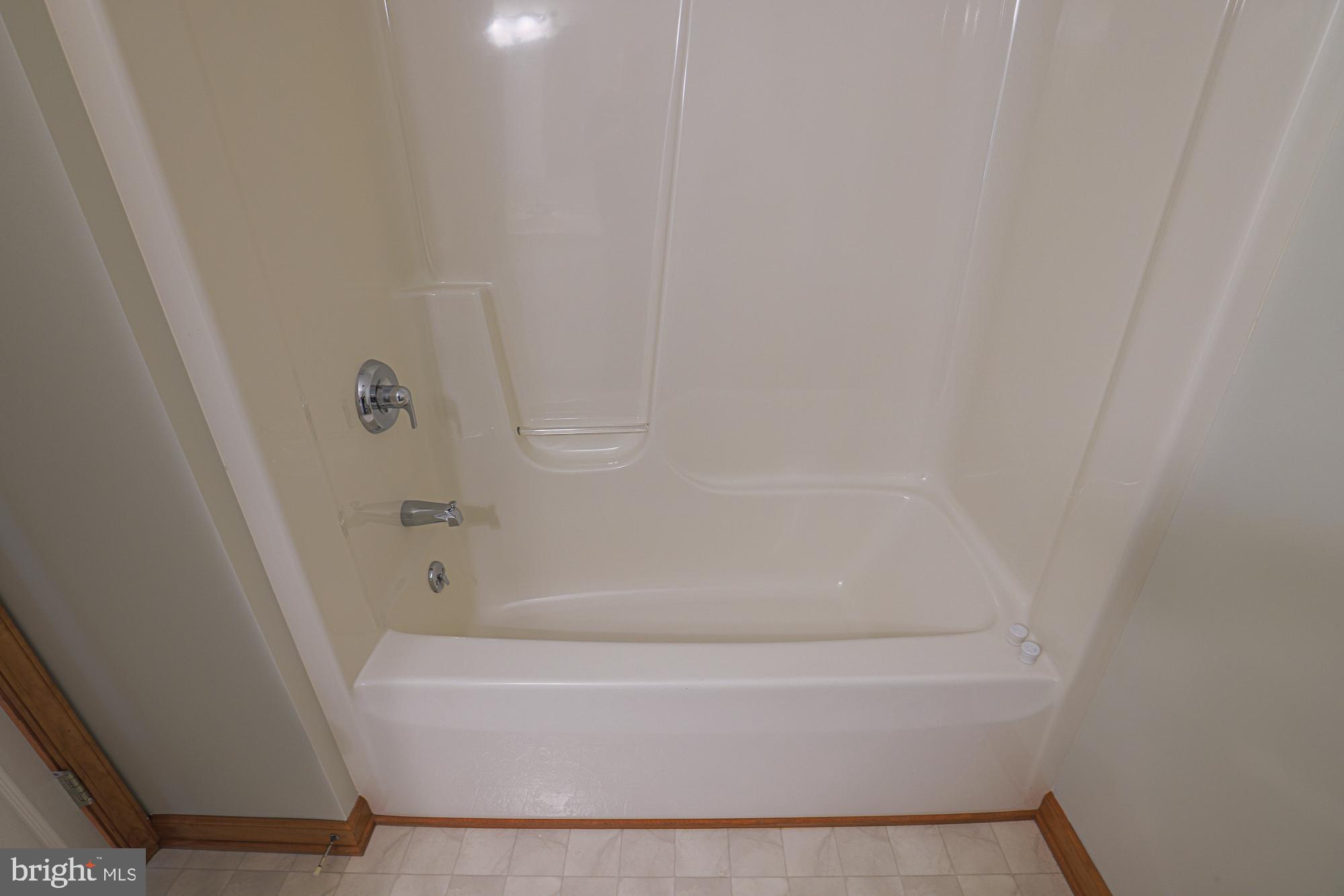 COACH & FOUR - Residential