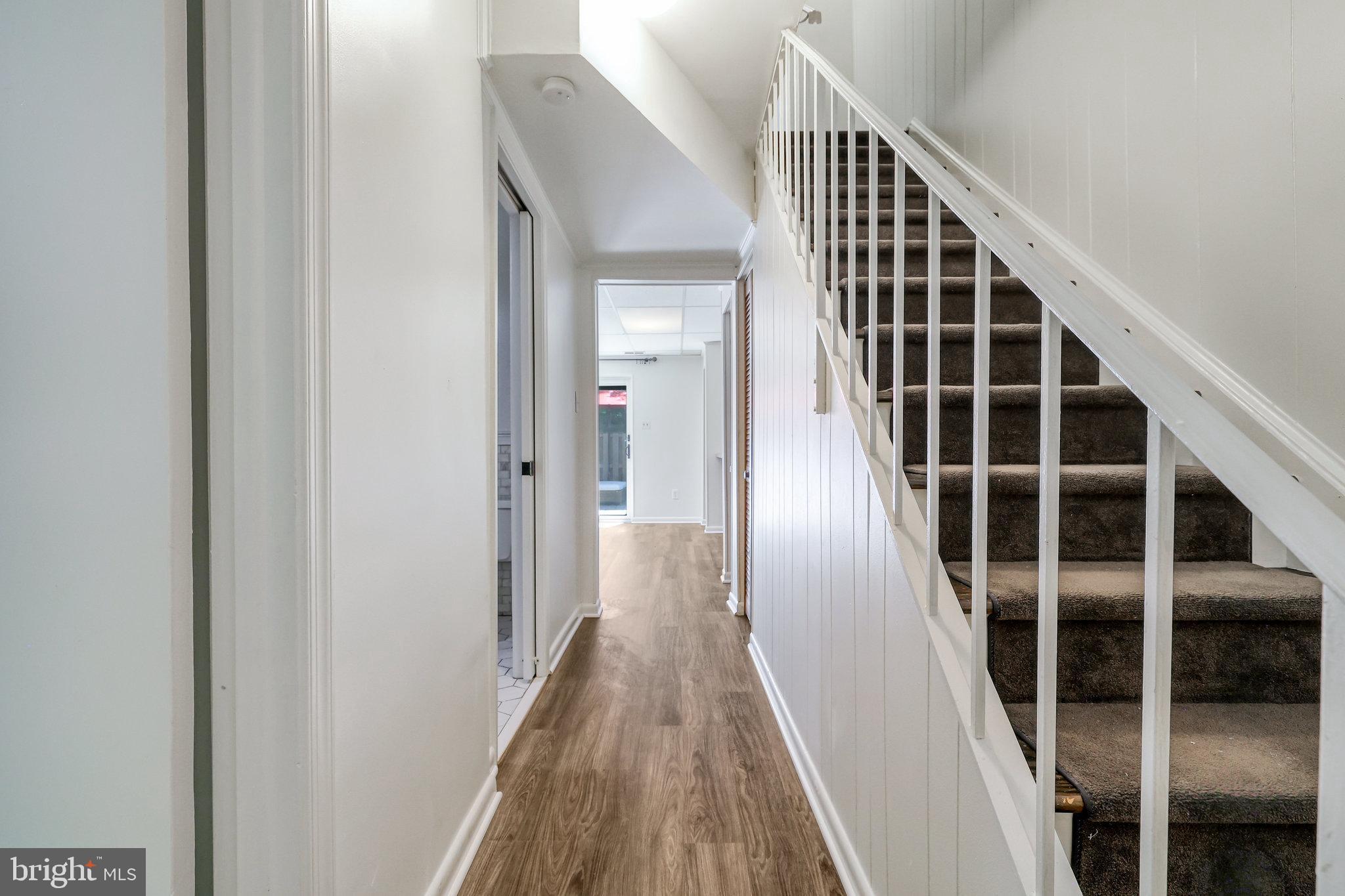 STRATHMEADE SQUARE - Residential