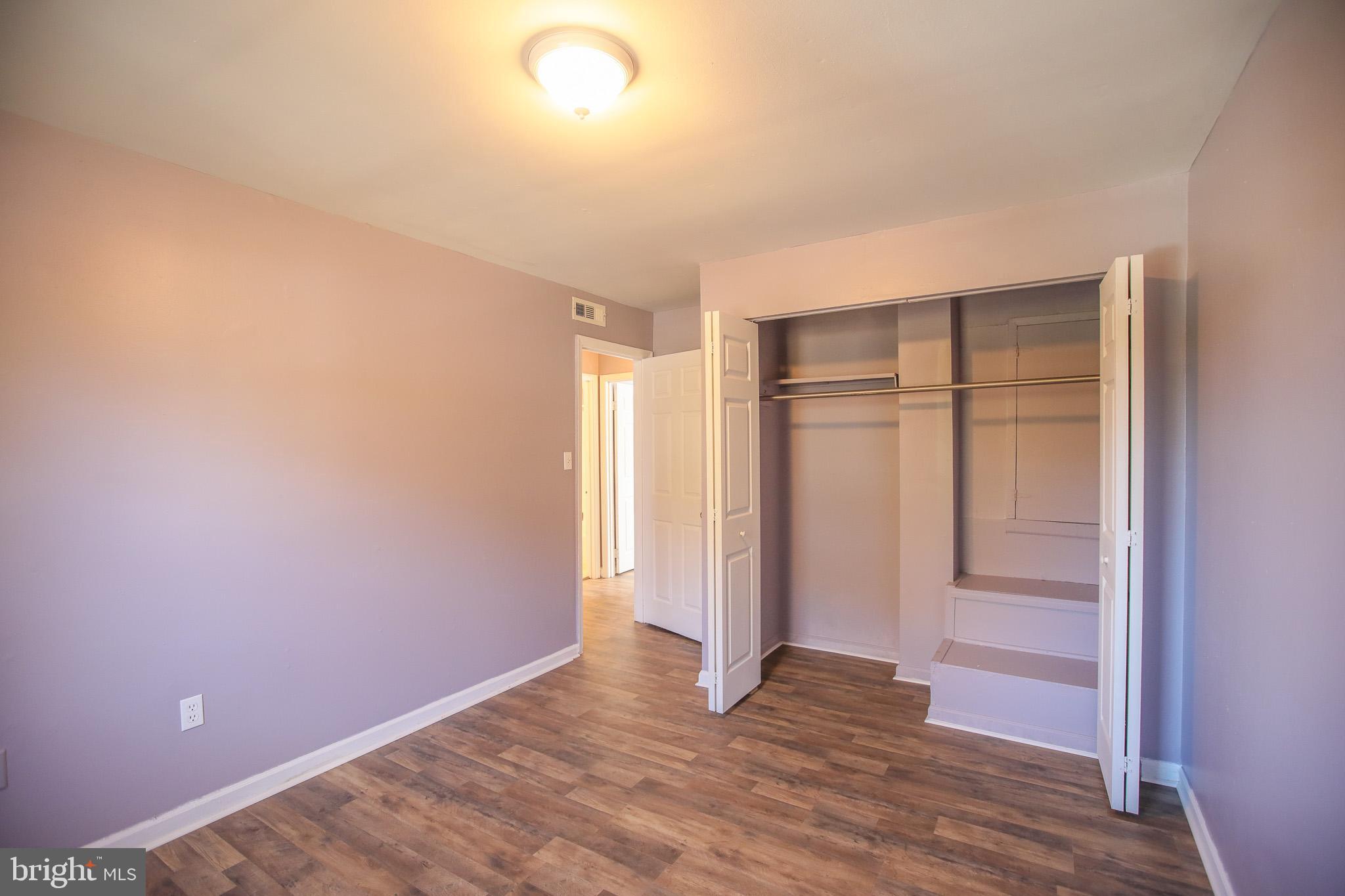 OLD TOWNE VILLAGE CONDOMINIUMS - Residential