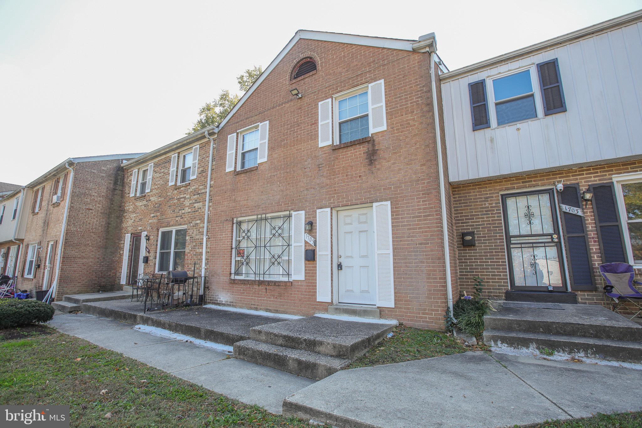 OLD TOWNE VILLAGE CONDOMINIUMS - Residential