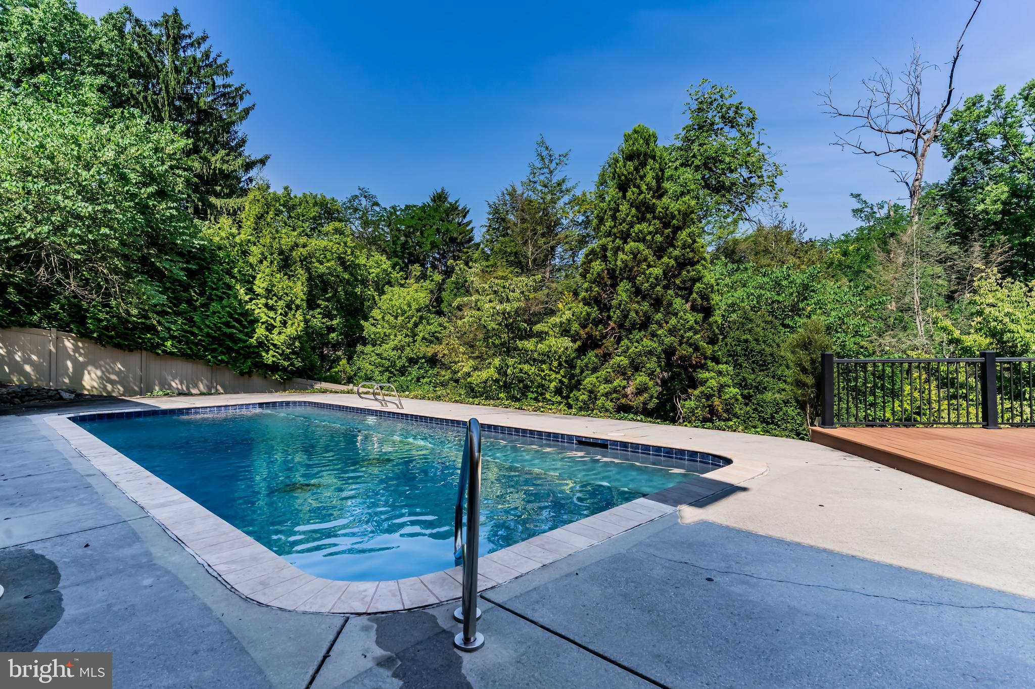2846 VISTA CIRCLE