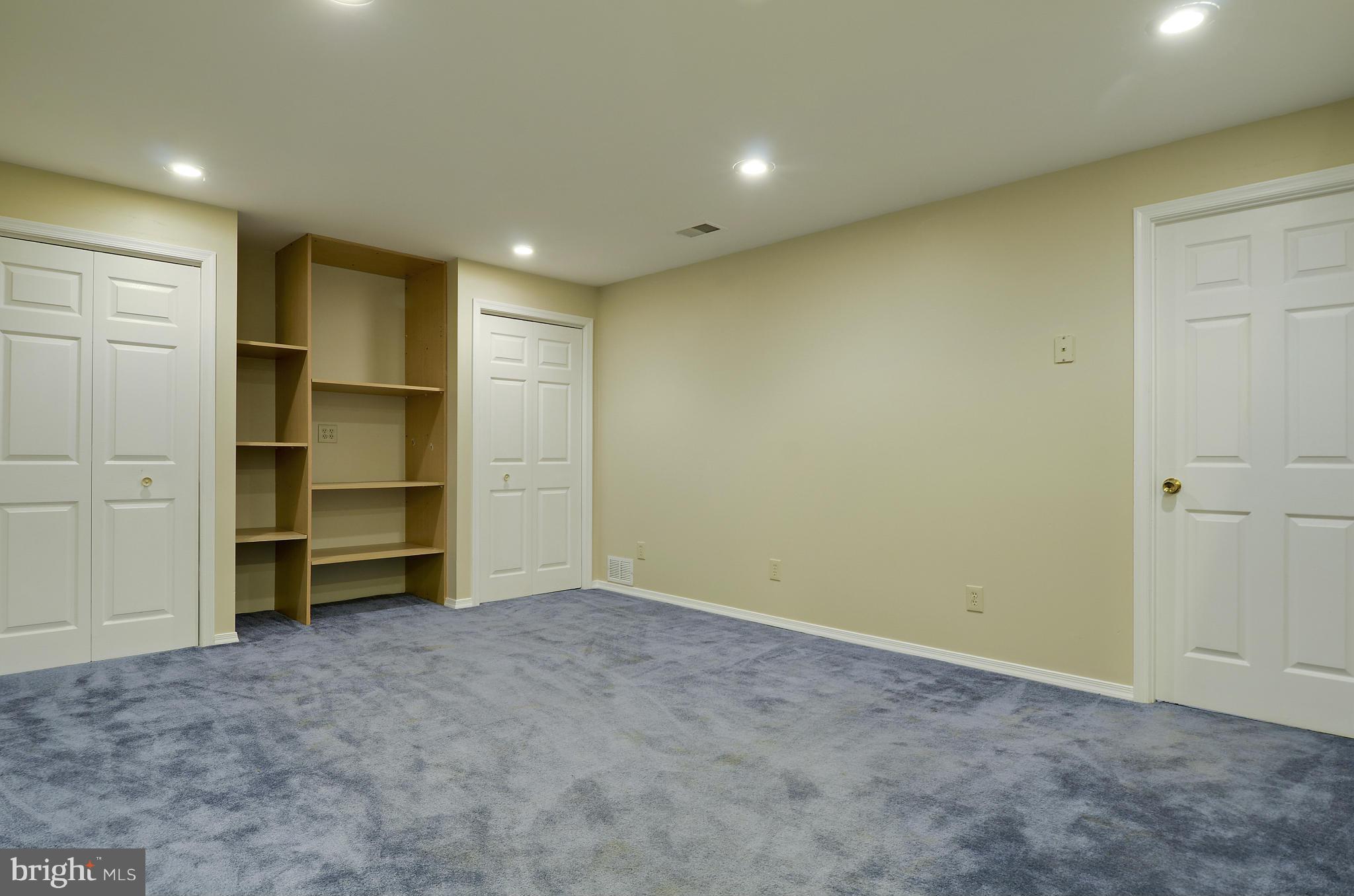 BRIARWOOD - Residential