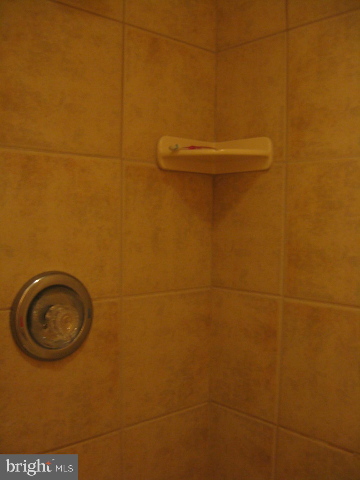 HILLANDALE HOMES - Residential