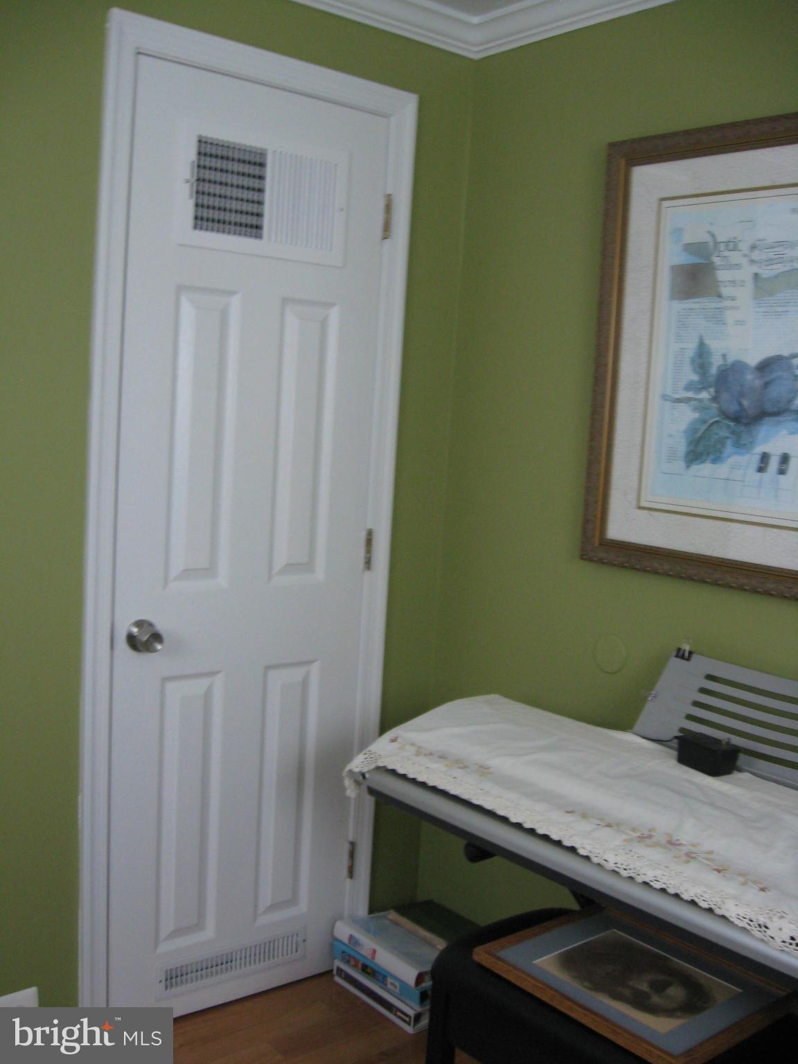 HILLANDALE HOMES - Residential