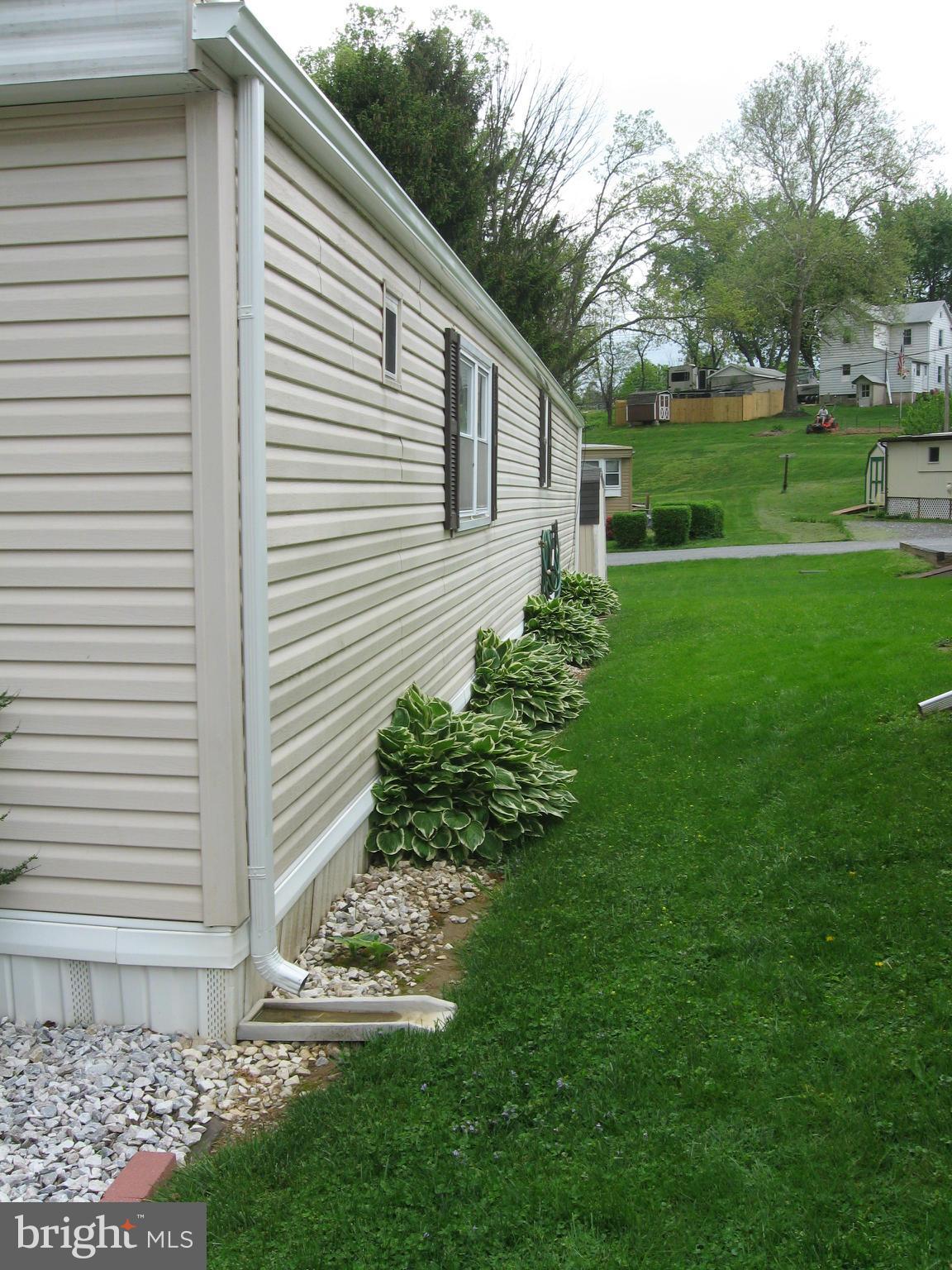 HILLANDALE HOMES - Residential