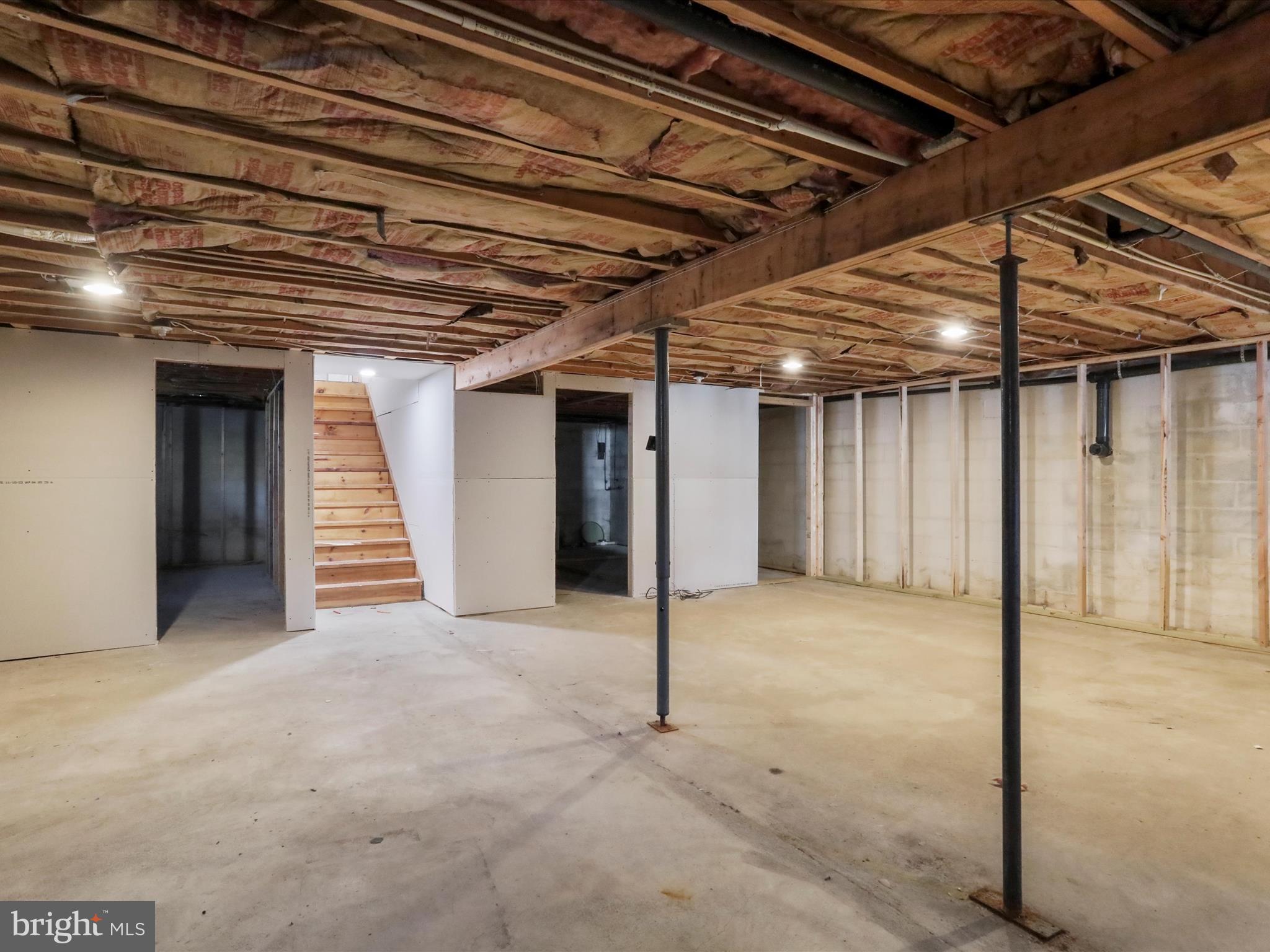 BAKER HEIGHTS - Residential